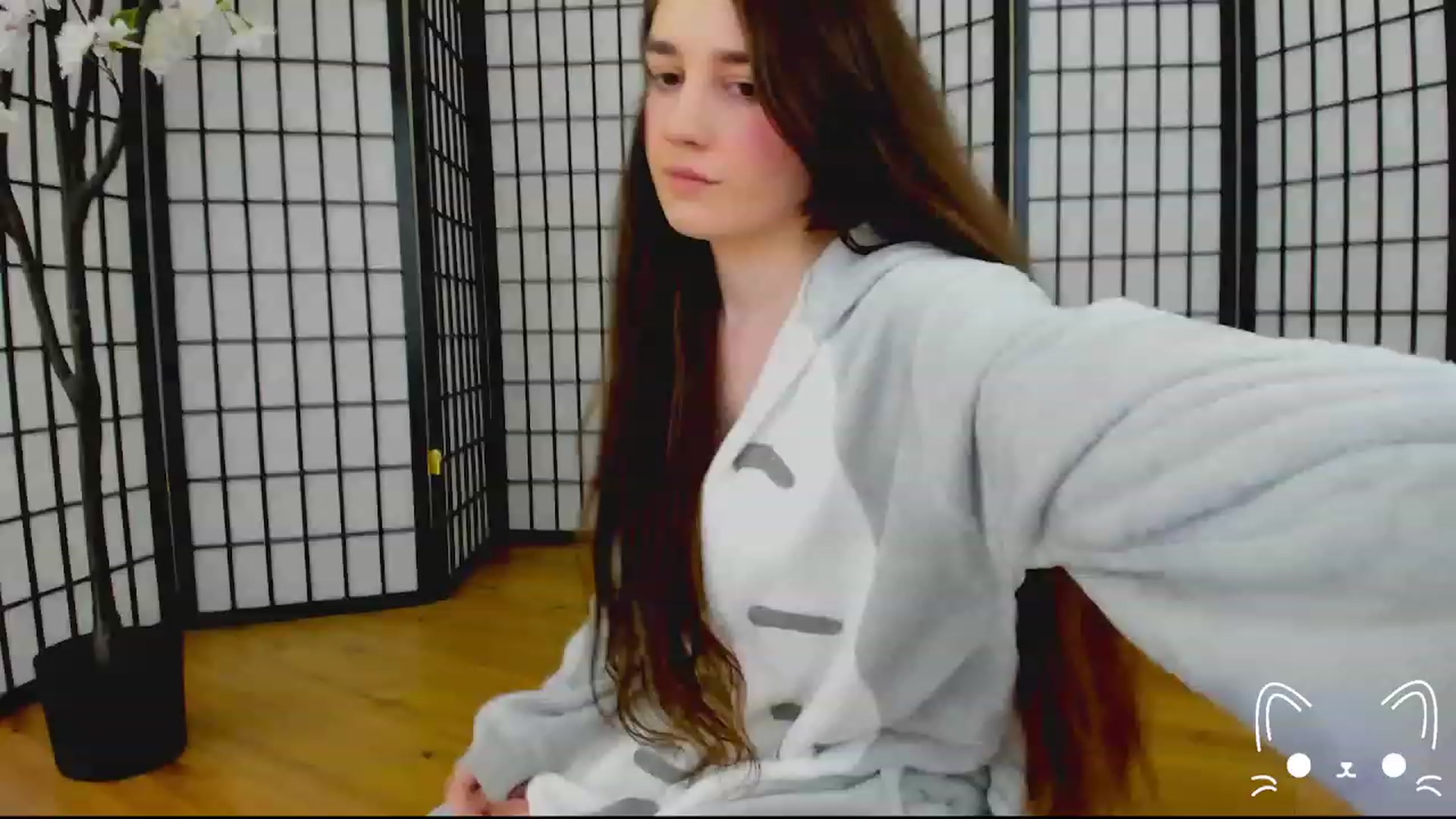 Gallery image thumbnail from Kittenyx's myfreecams stream on, 07/29/2023, 04:47 image 1 of 20