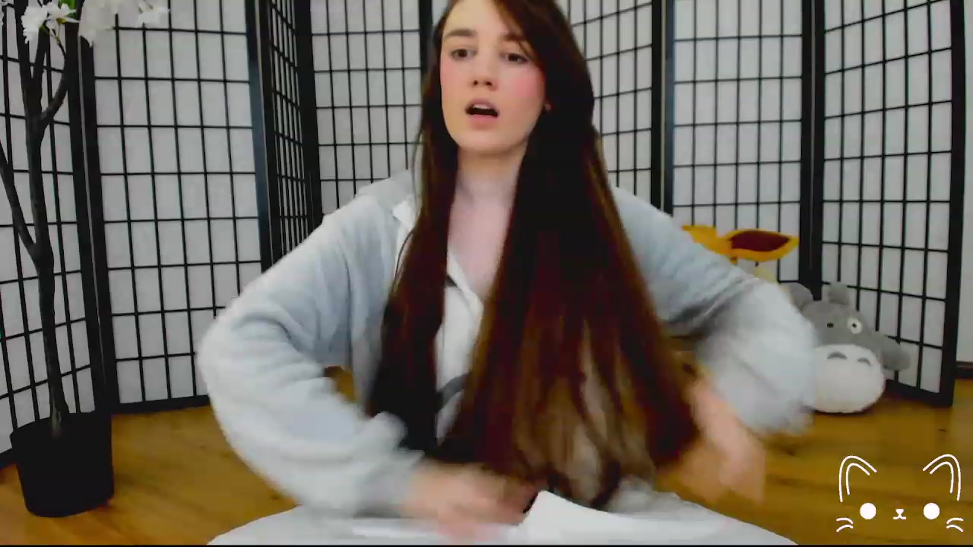 Gallery image thumbnail from Kittenyx's myfreecams stream on, 07/29/2023, 04:47 image 4 of 20