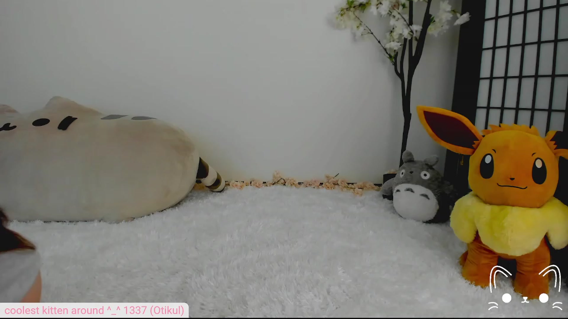Gallery image thumbnail from Kittenyx's myfreecams stream on, 08/15/2023, 05:46 image 1 of 20