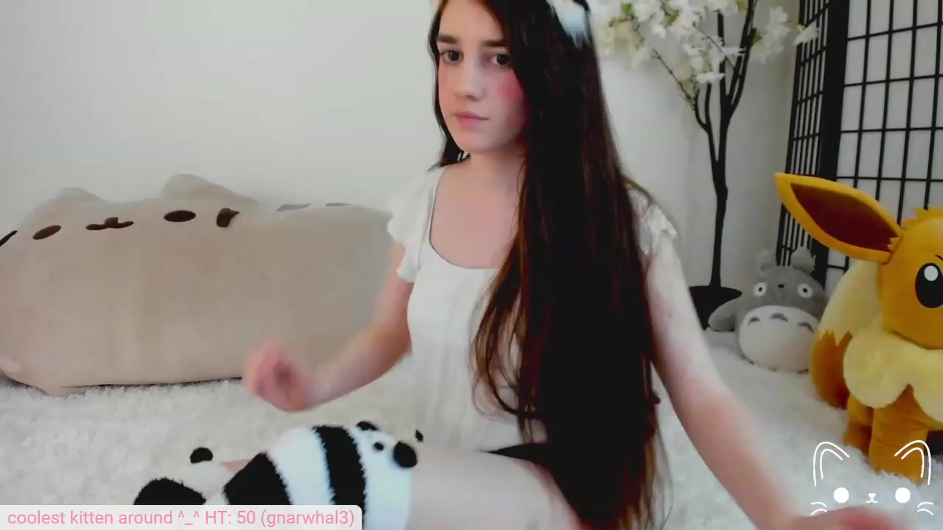 Gallery image thumbnail from Kittenyx's myfreecams stream on, 09/02/2023, 04:36 image 16 of 20