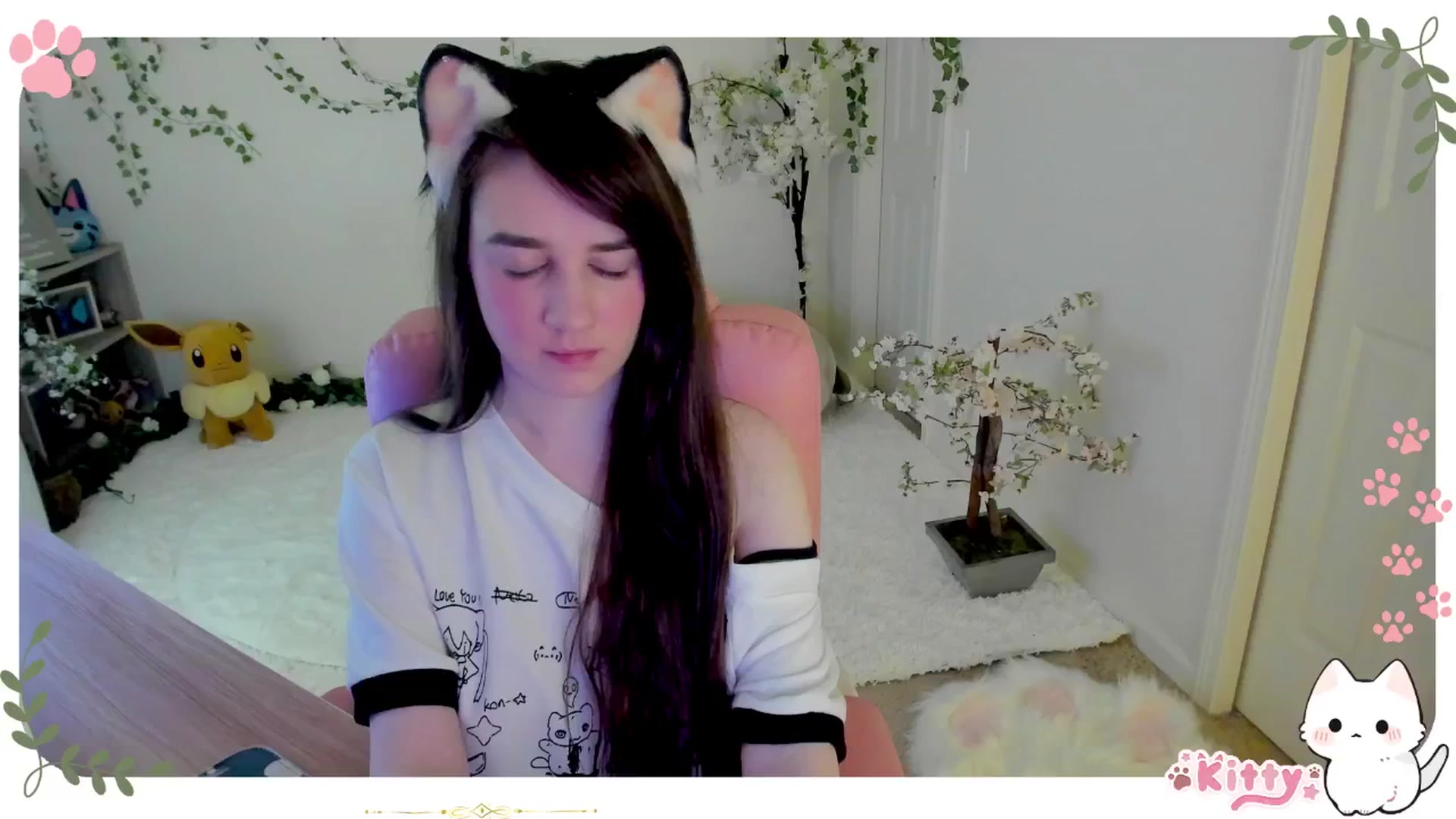 Gallery image thumbnail from Kittenyx's myfreecams stream on, 06/12/2025, 05:37 image 18 of 20