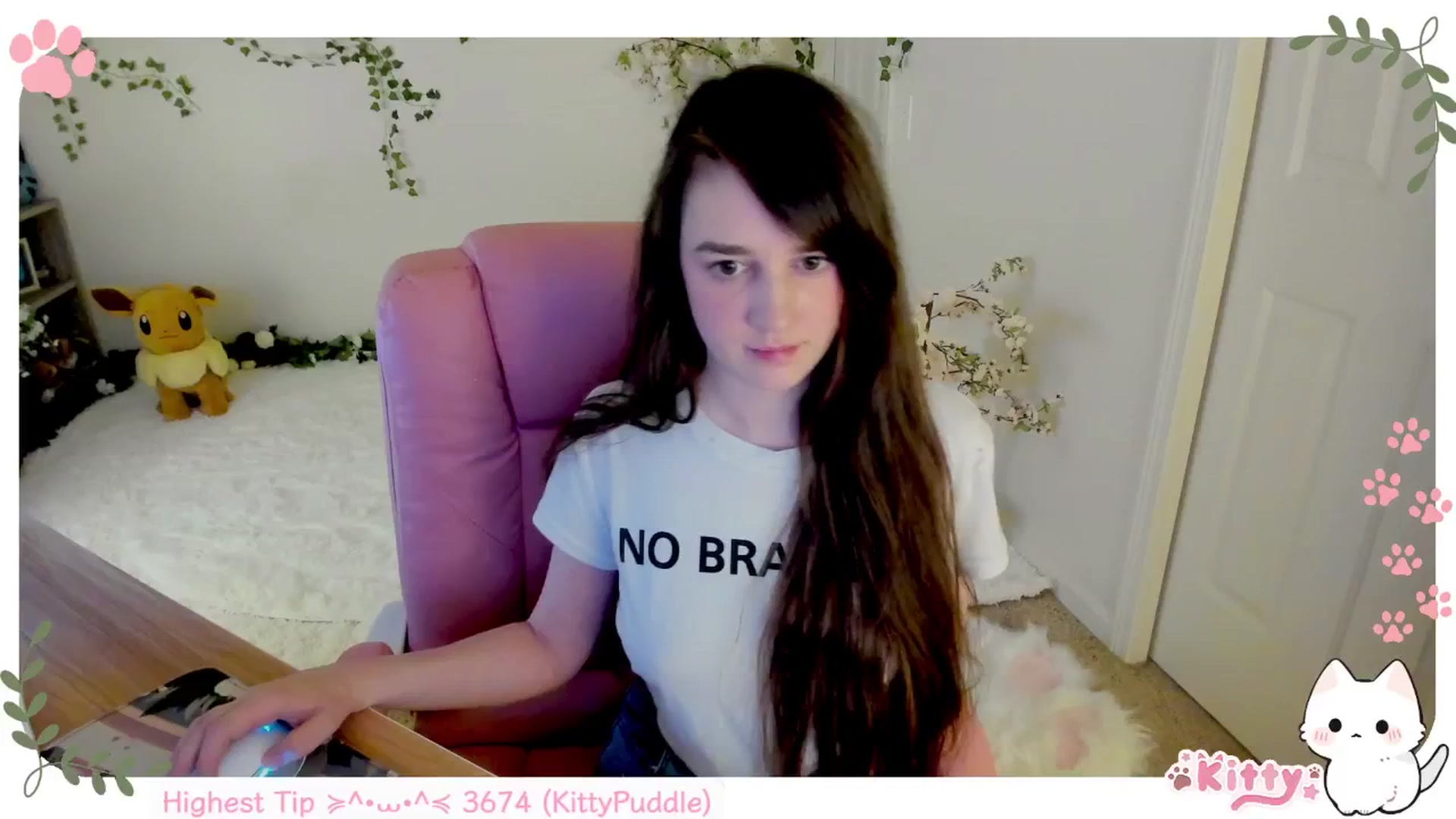 Gallery image thumbnail from Kittenyx's myfreecams stream on, 06/26/2025, 06:31 image 19 of 20