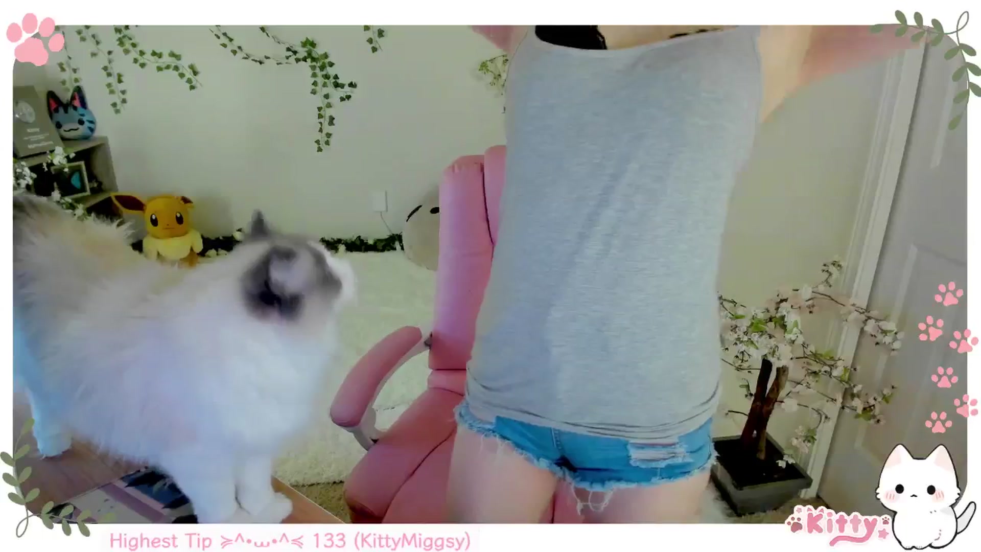 Gallery image thumbnail from Kittenyx's myfreecams stream on, 07/15/2025, 07:17 image 19 of 20
