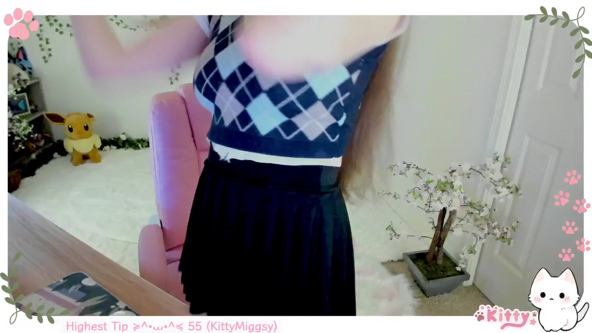 Gallery image thumbnail from Kittenyx's myfreecams stream on, 07/16/2025, 07:06 image 8 of 20