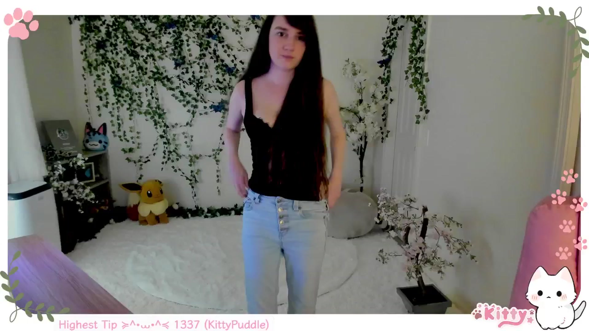 Gallery image thumbnail from Kittenyx's myfreecams stream on, 07/27/2025, 06:28 image 15 of 20