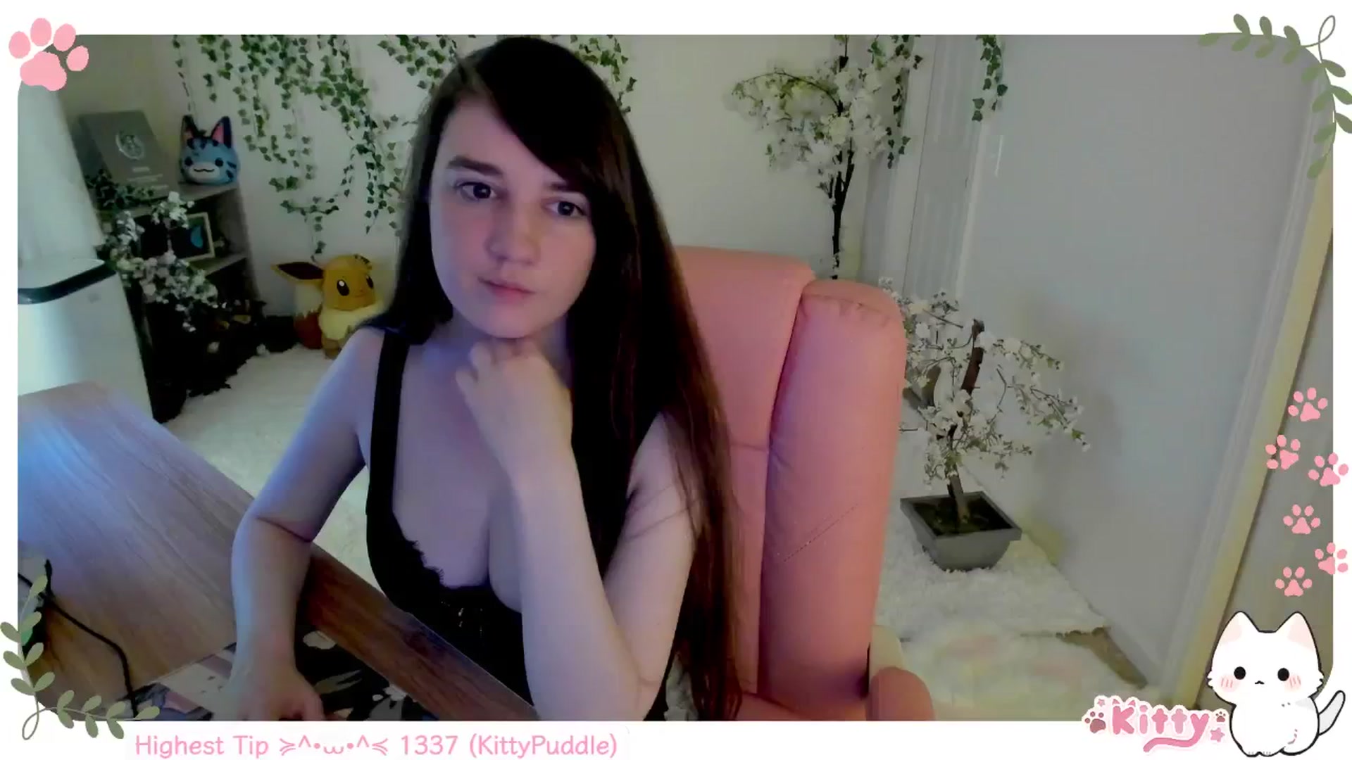 Gallery image thumbnail from Kittenyx's myfreecams stream on, 07/27/2025, 06:28 image 9 of 20