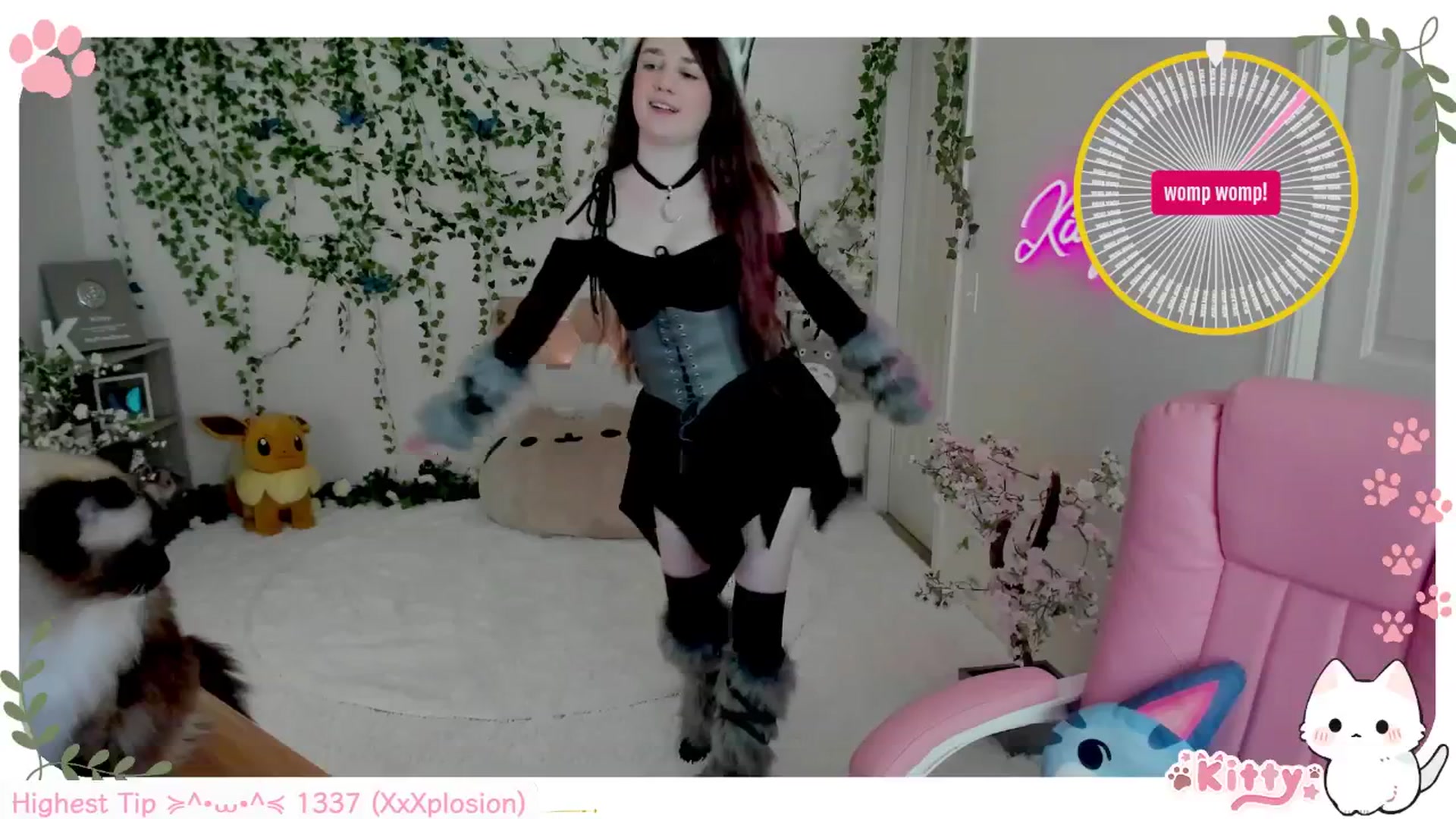Gallery image thumbnail from Kittenyx's myfreecams stream on, 08/03/2025, 06:49 image 9 of 20
