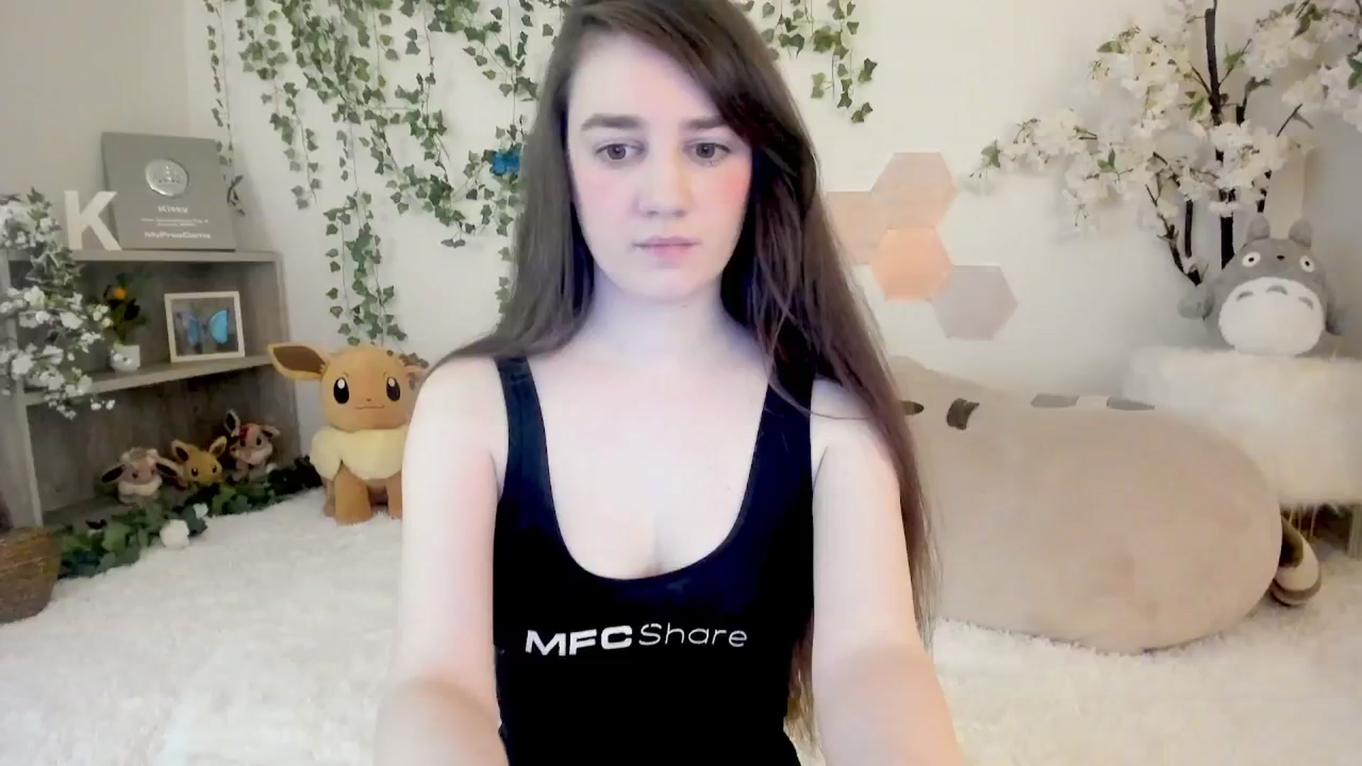 Gallery image thumbnail from Kittenyx's myfreecams stream on, 08/13/2025, 07:43 image 6 of 20