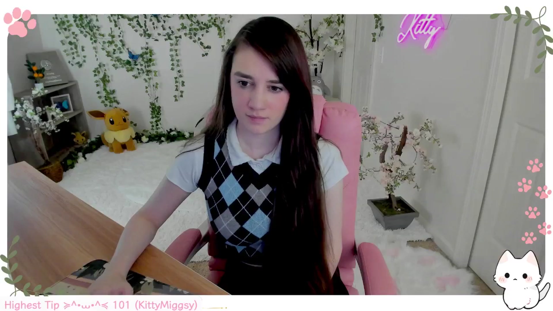 Gallery image thumbnail from Kittenyx's myfreecams stream on, 08/23/2025, 07:42 image 11 of 20