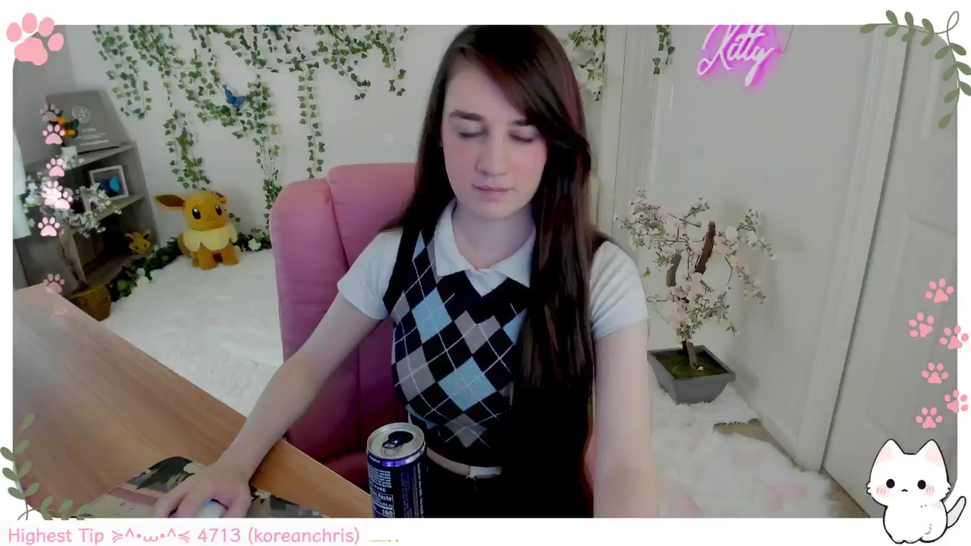 Gallery image thumbnail from Kittenyx's myfreecams stream on, 08/23/2025, 08:57 image 5 of 20