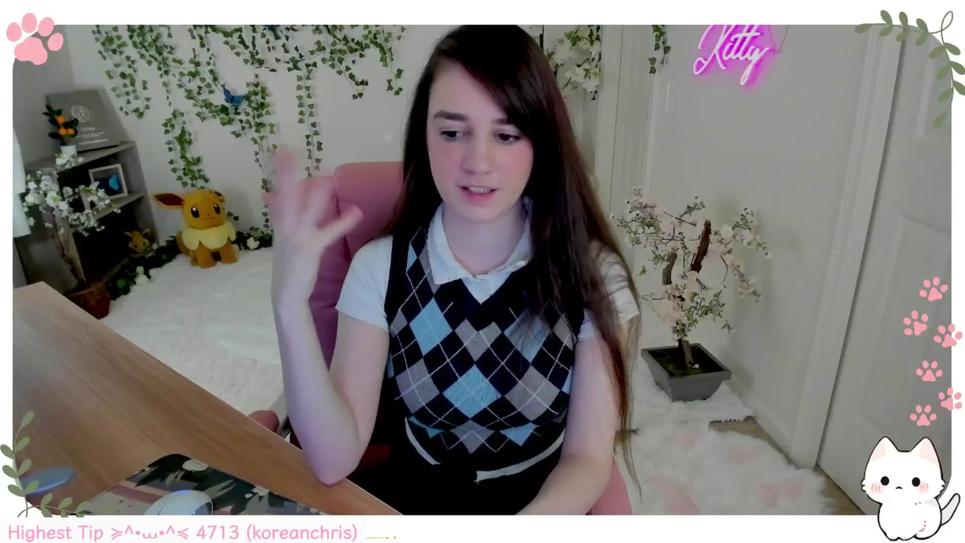 Gallery image thumbnail from Kittenyx's myfreecams stream on, 08/23/2025, 08:57 image 10 of 20