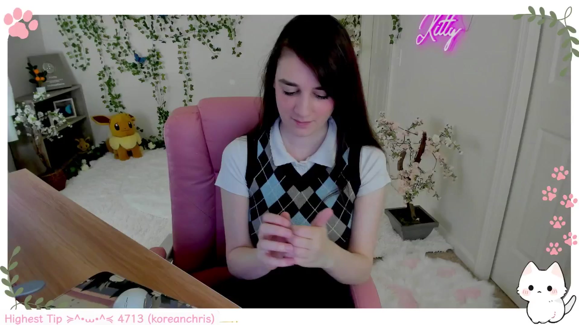 Gallery image thumbnail from Kittenyx's myfreecams stream on, 08/23/2025, 08:57 image 15 of 20
