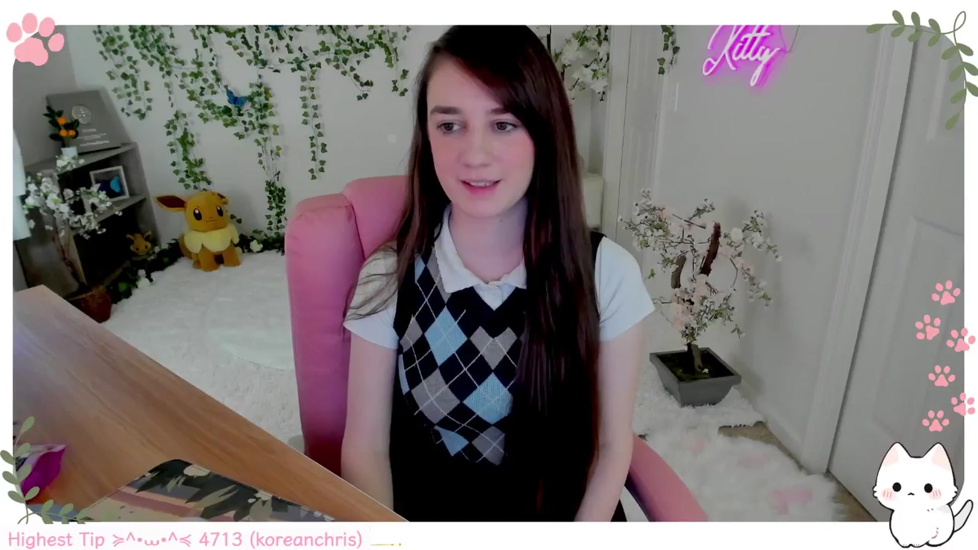 Gallery image thumbnail from Kittenyx's myfreecams stream on, 08/23/2025, 09:27 image 3 of 20