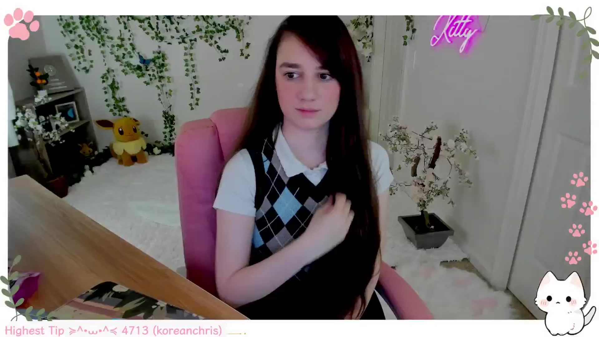 Gallery image thumbnail from Kittenyx's myfreecams stream on, 08/23/2025, 09:27 image 4 of 20
