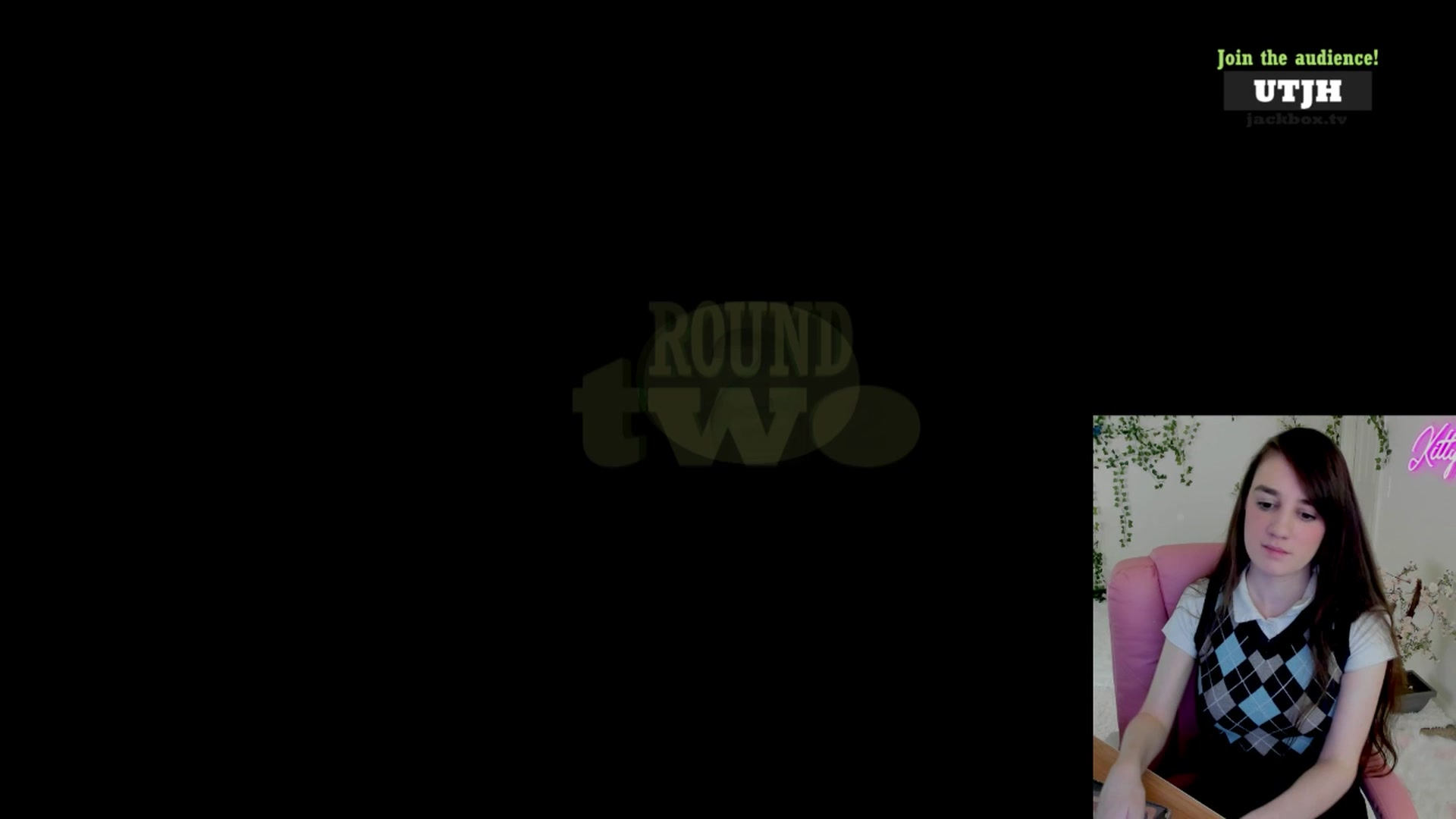 Gallery image thumbnail from Kittenyx's myfreecams stream on, 08/23/2025, 09:27 image 11 of 20