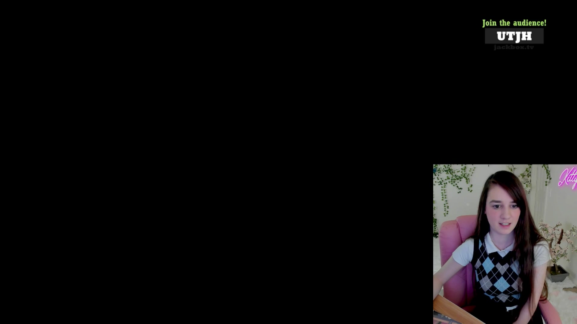 Gallery image thumbnail from Kittenyx's myfreecams stream on, 08/23/2025, 09:27 image 16 of 20