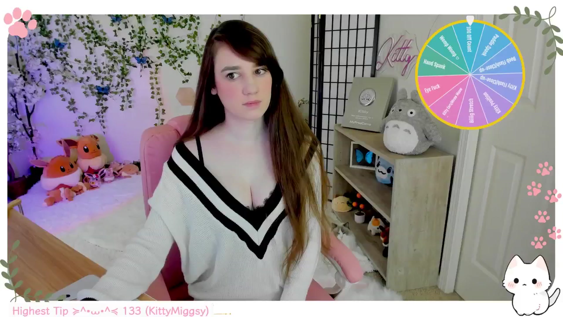 Gallery image thumbnail from Kittenyx's myfreecams stream on, 09/15/2025, 06:29 image 15 of 20