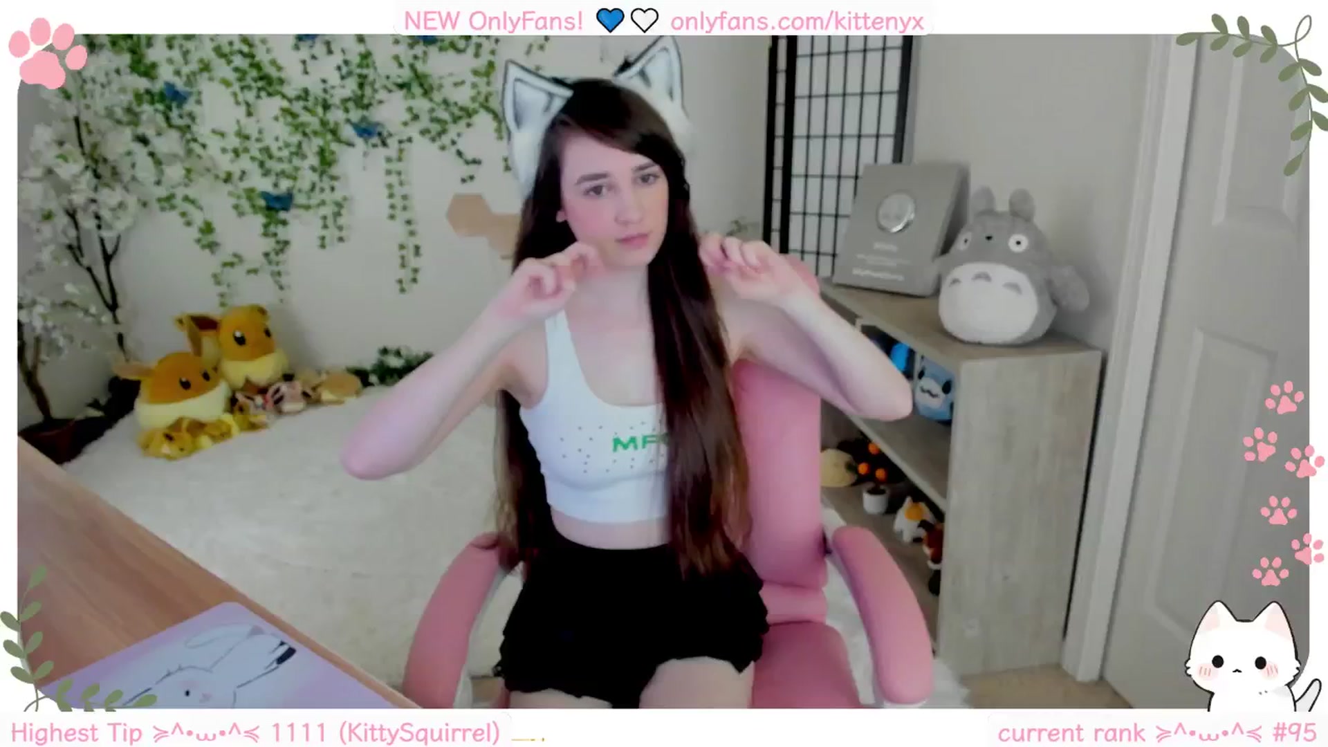 Gallery image thumbnail from Kittenyx's myfreecams stream on, 09/20/2025, 09:09 image 5 of 20