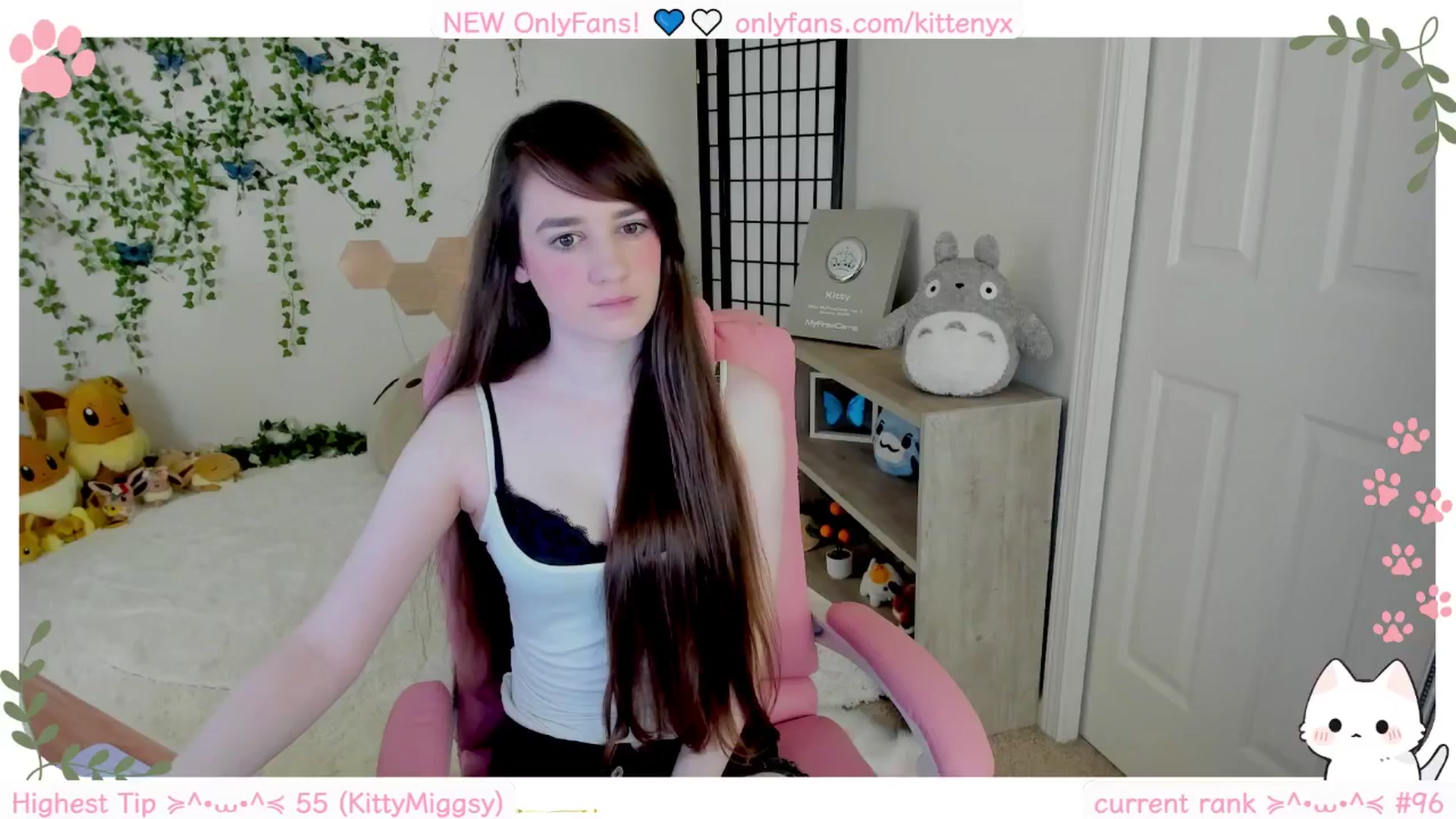 Gallery image thumbnail from Kittenyx's myfreecams stream on, 09/21/2025, 08:01 image 18 of 20