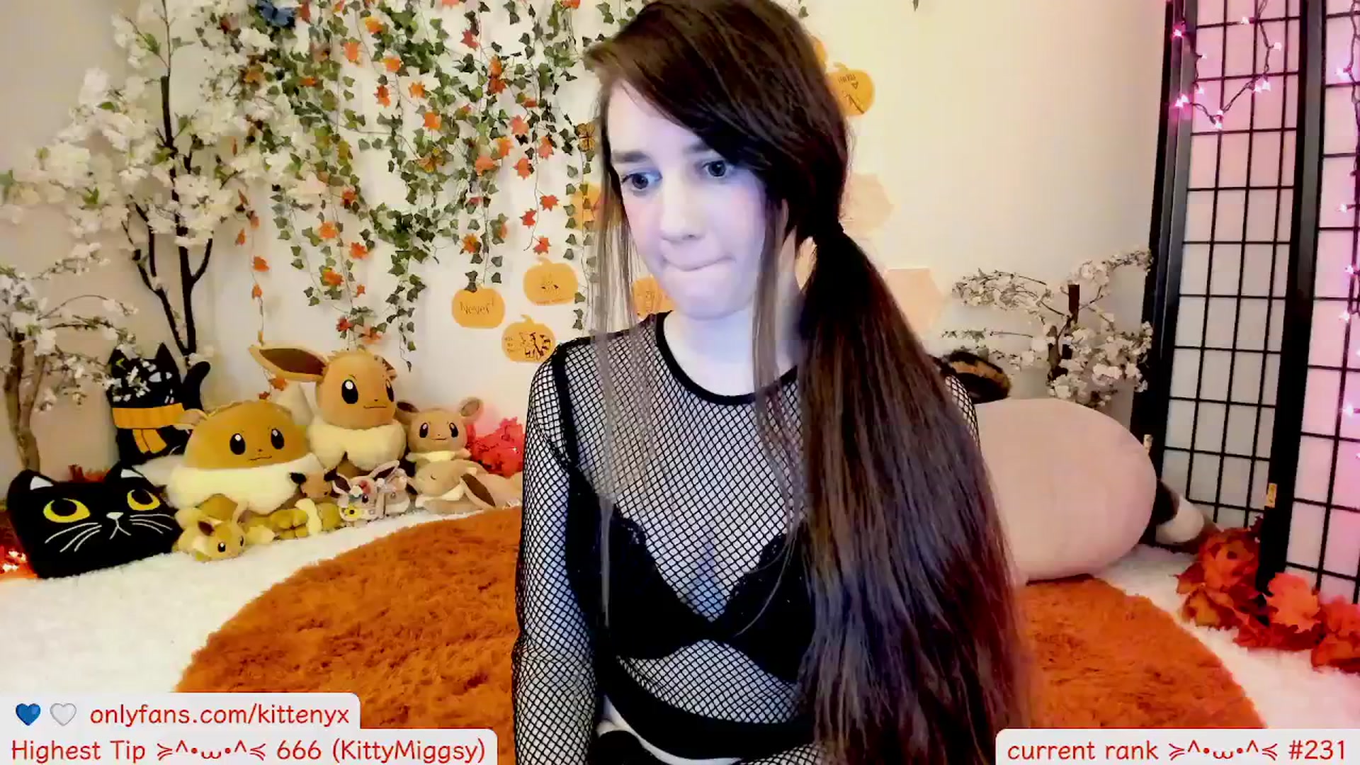 Gallery image thumbnail from Kittenyx's myfreecams stream on, 10/09/2025, 07:10 image 18 of 20