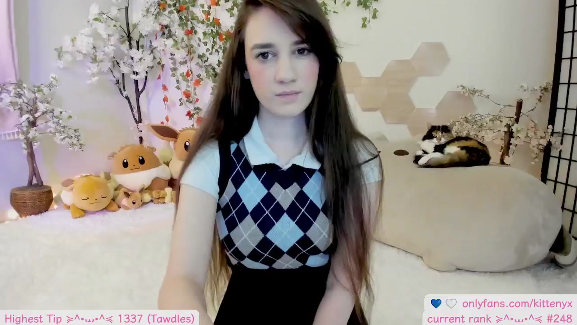 Gallery image thumbnail from Kittenyx's myfreecams stream on, 11/12/2025, 08:53 image 2 of 20