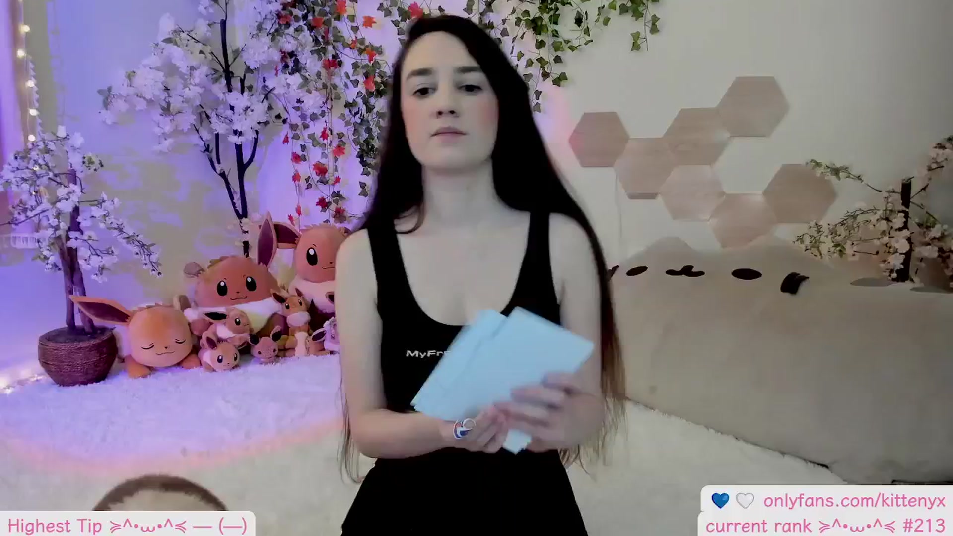 Gallery image thumbnail from Kittenyx's myfreecams stream on, 11/21/2025, 06:38 image 3 of 20