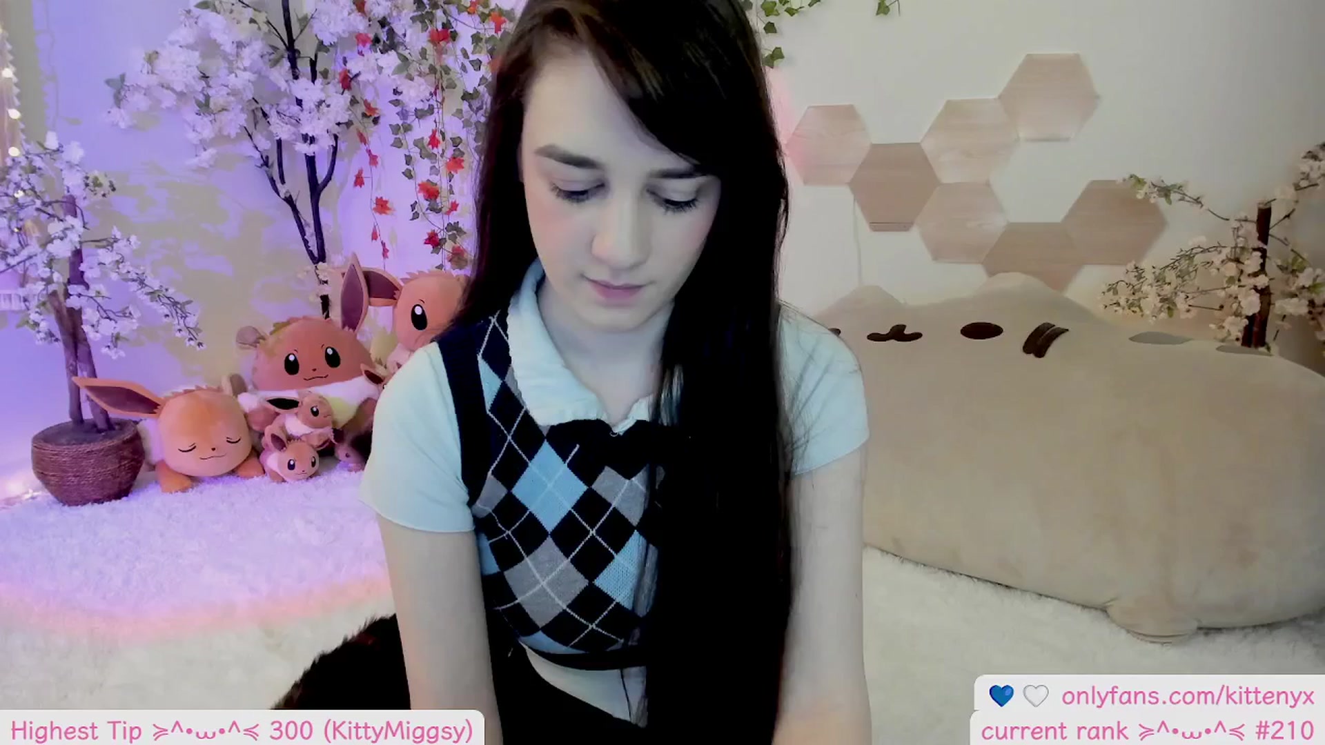 Gallery image thumbnail from Kittenyx's myfreecams stream on, 11/22/2025, 08:50 image 12 of 20