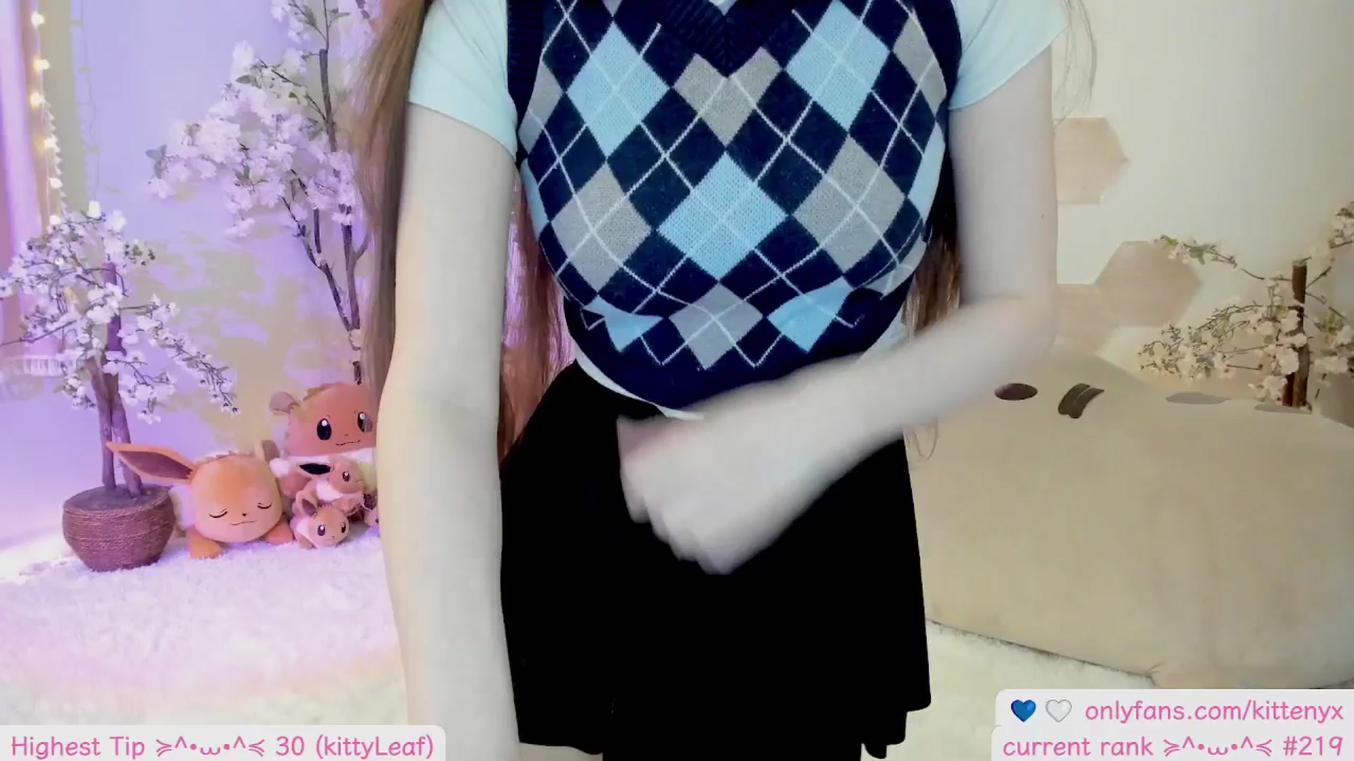 Gallery image thumbnail from Kittenyx's myfreecams stream on, 11/22/2025, 08:50 image 1 of 20