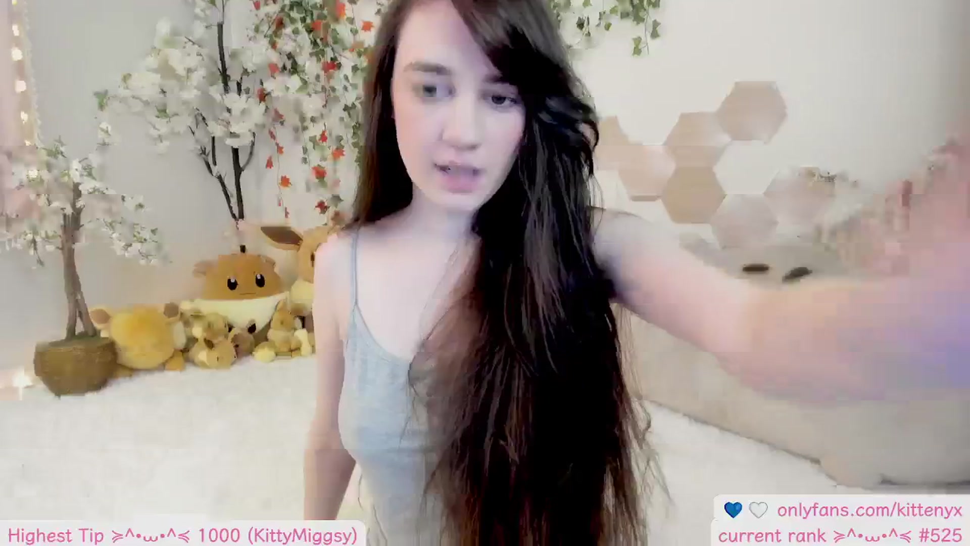 Gallery image thumbnail from Kittenyx's myfreecams stream on, 12/03/2025, 08:29 image 11 of 20