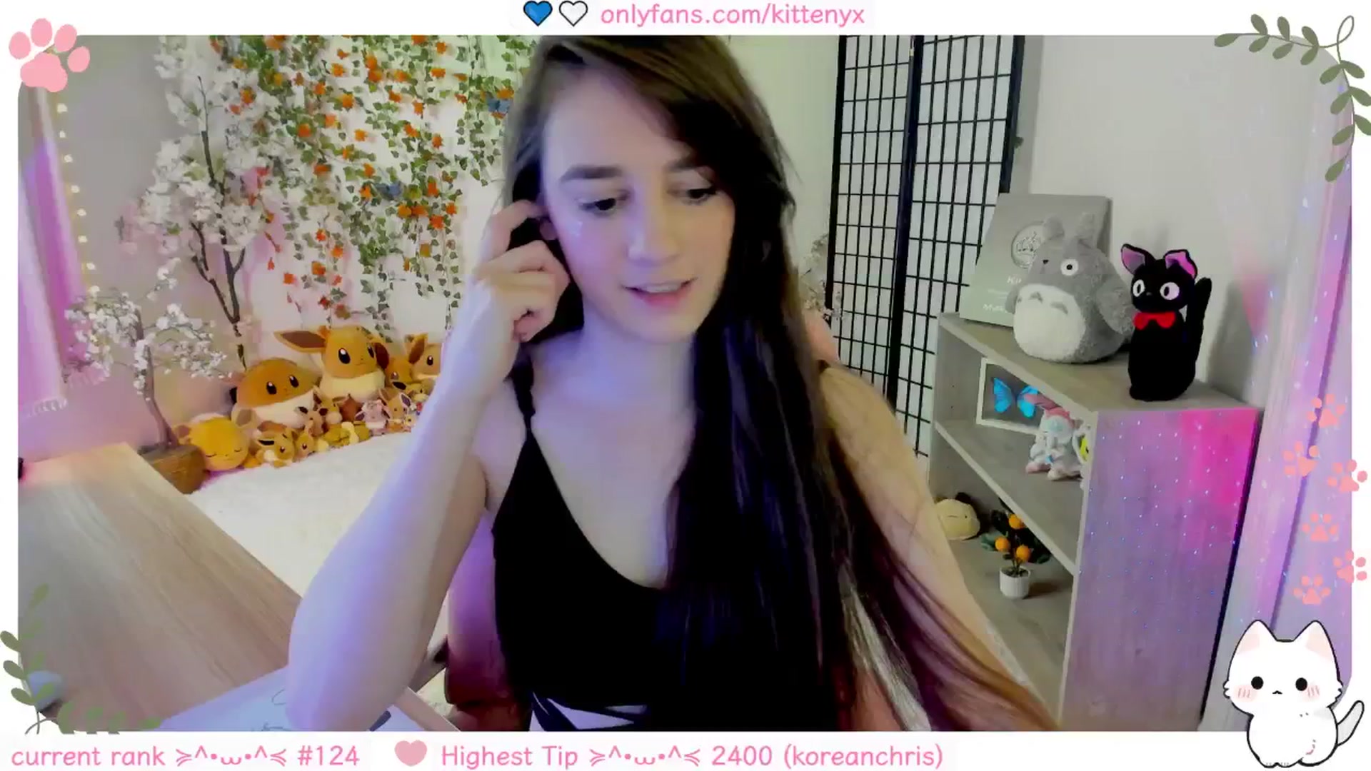 Gallery image thumbnail from Kittenyx's myfreecams stream on, 12/10/2025, 07:40 image 15 of 20