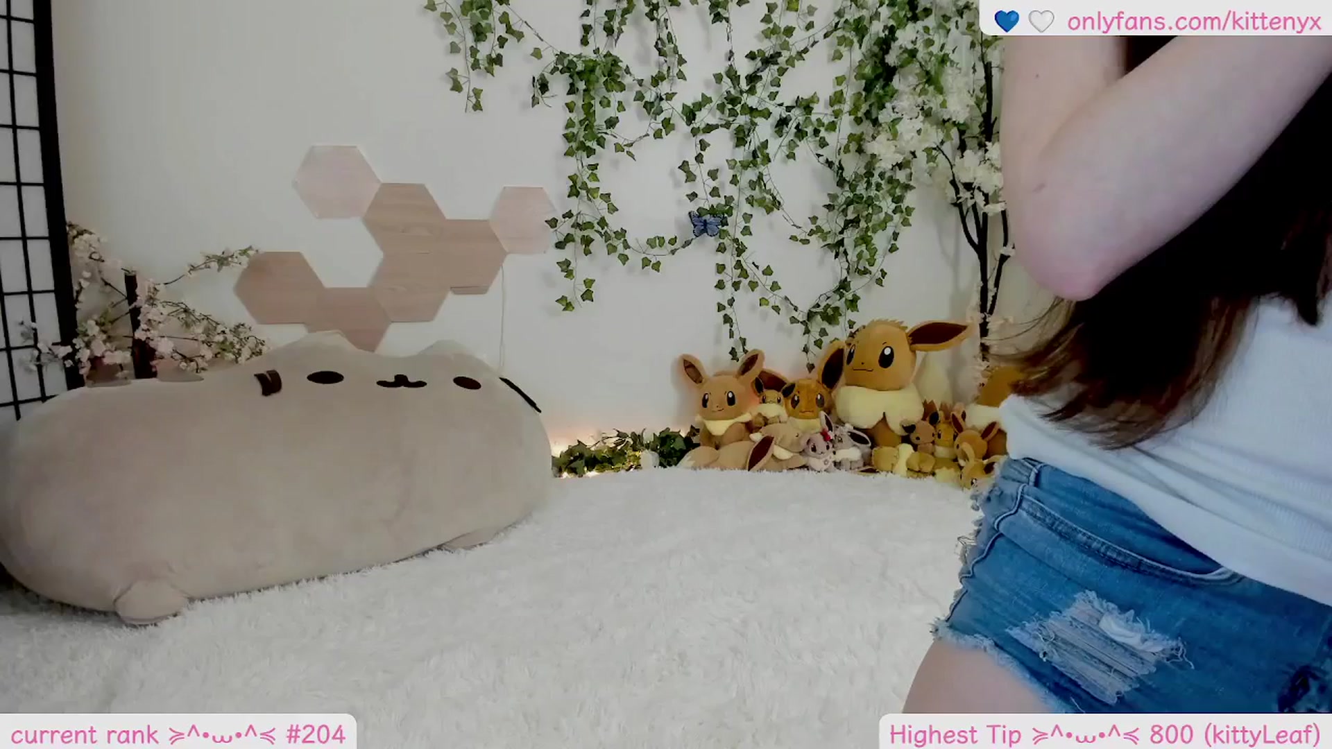 Gallery image thumbnail from Kittenyx's myfreecams stream on, 02/08/2026, 08:53 image 9 of 20