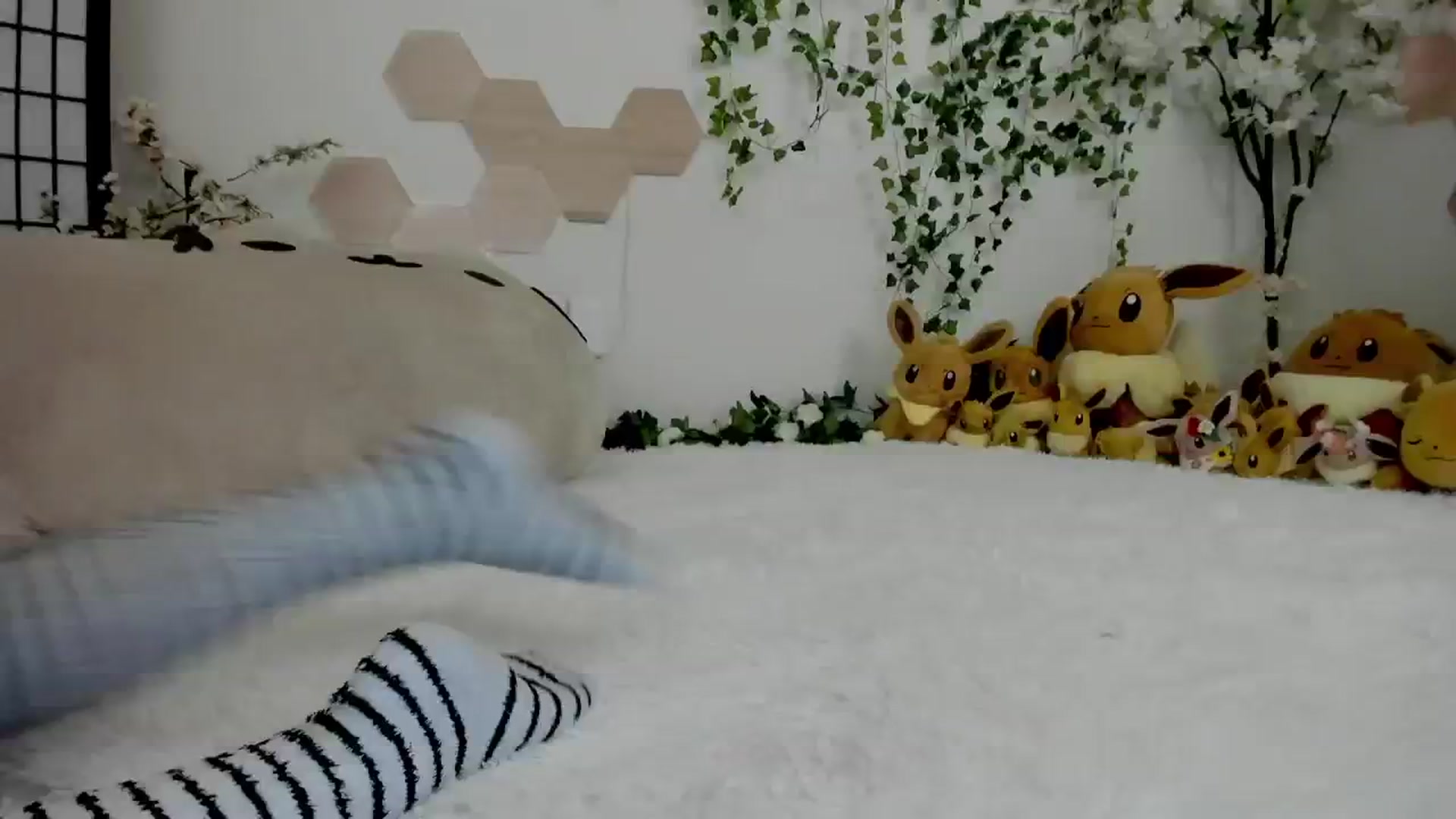 Gallery image thumbnail from Kittenyx's myfreecams stream on, 03/07/2026, 07:53 image 17 of 20