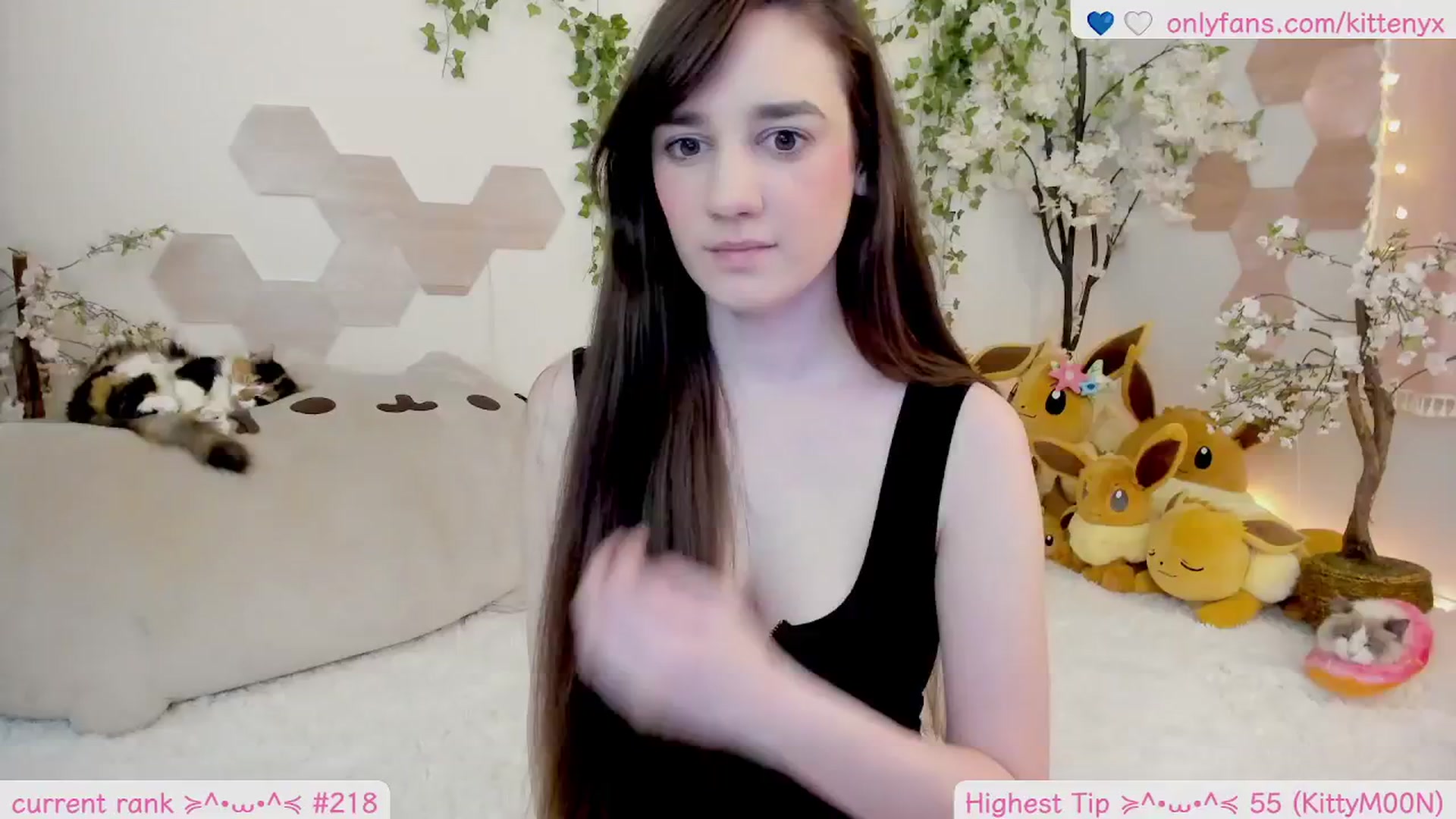 Gallery image thumbnail from Kittenyx's myfreecams stream on, 04/01/2026, 05:49 image 6 of 20