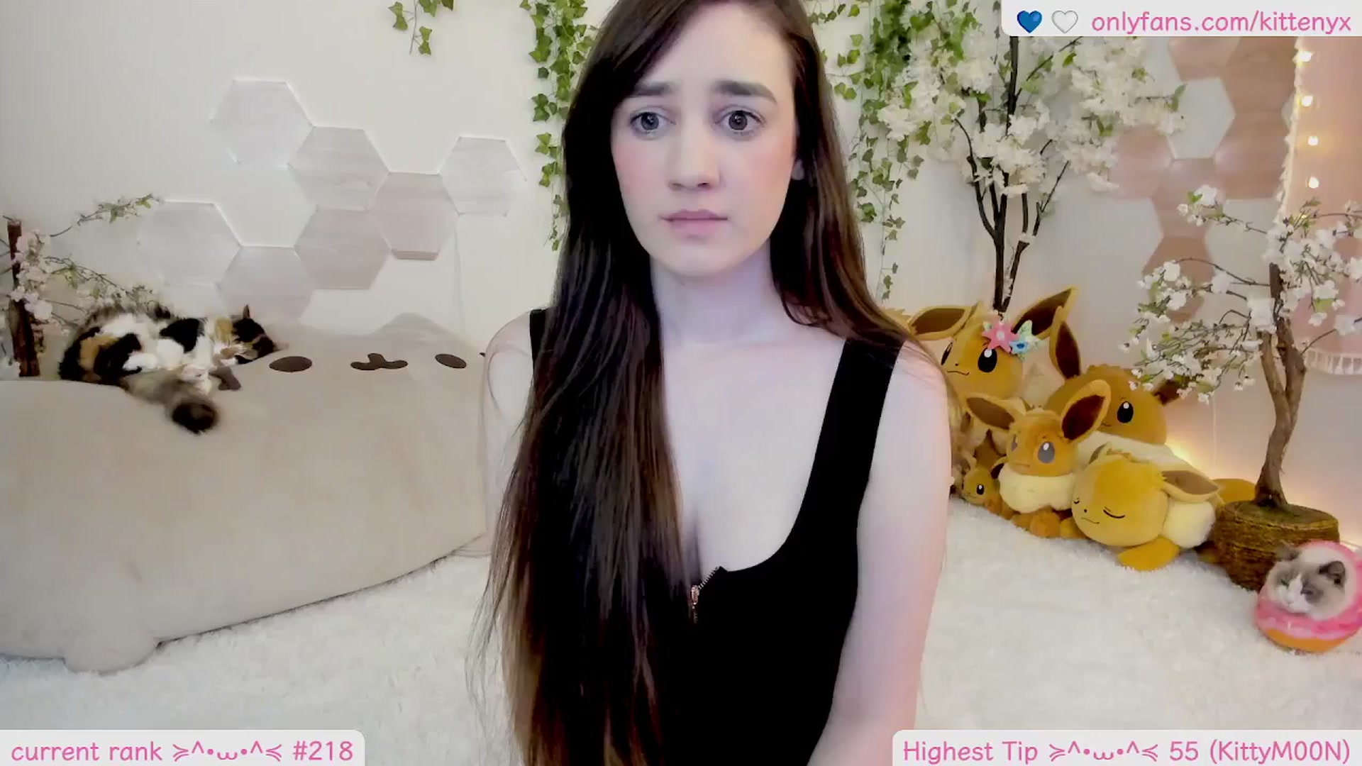Gallery image thumbnail from Kittenyx's myfreecams stream on, 04/01/2026, 05:49 image 4 of 20