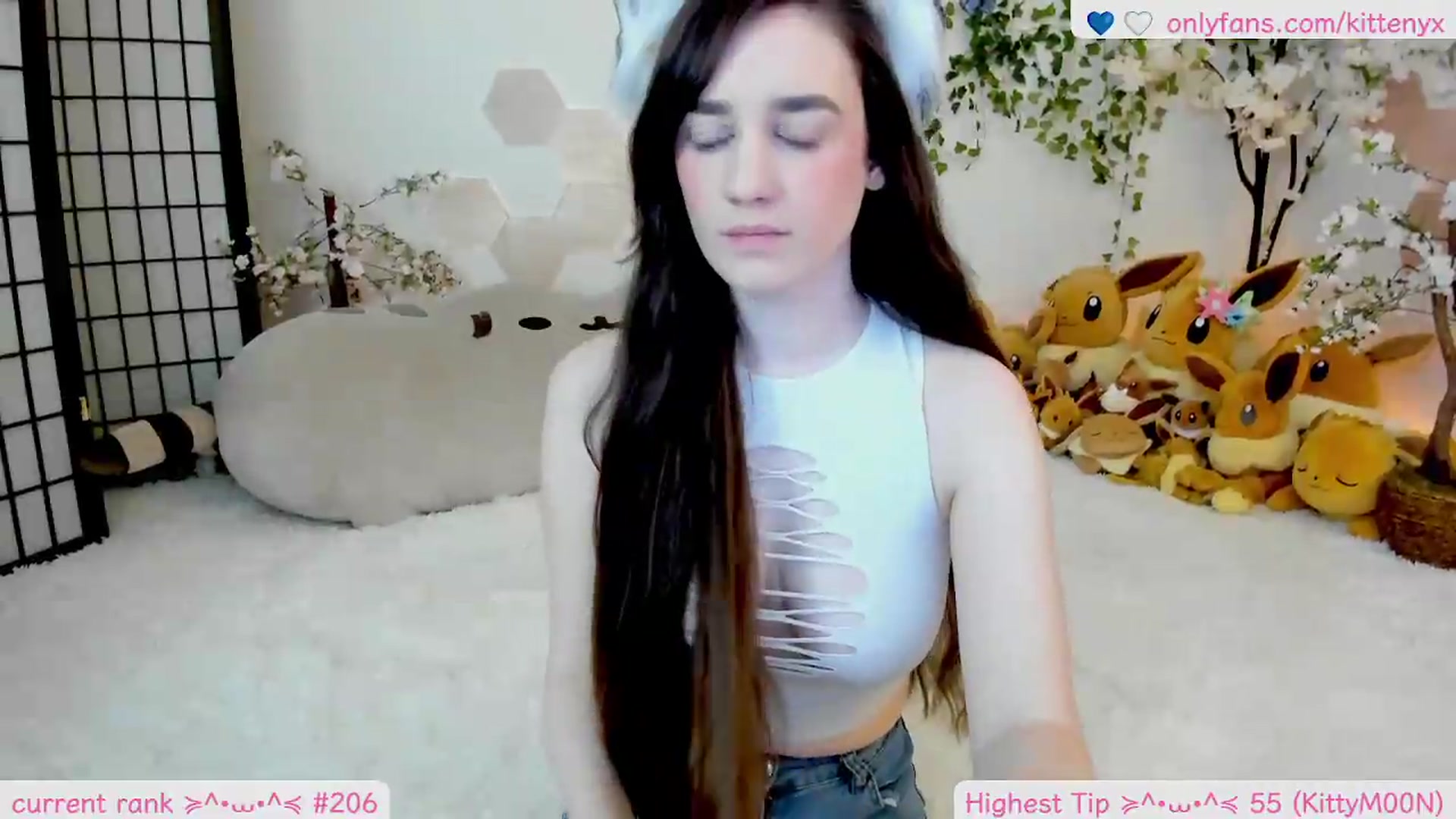 Gallery image thumbnail from Kittenyx's myfreecams stream on, 04/29/2026, 06:01 image 4 of 20