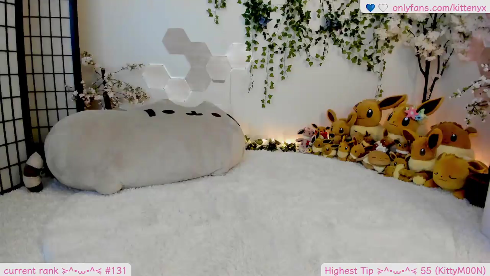 Gallery image thumbnail from Kittenyx's myfreecams stream on, 05/28/2026, 06:23 image 18 of 20