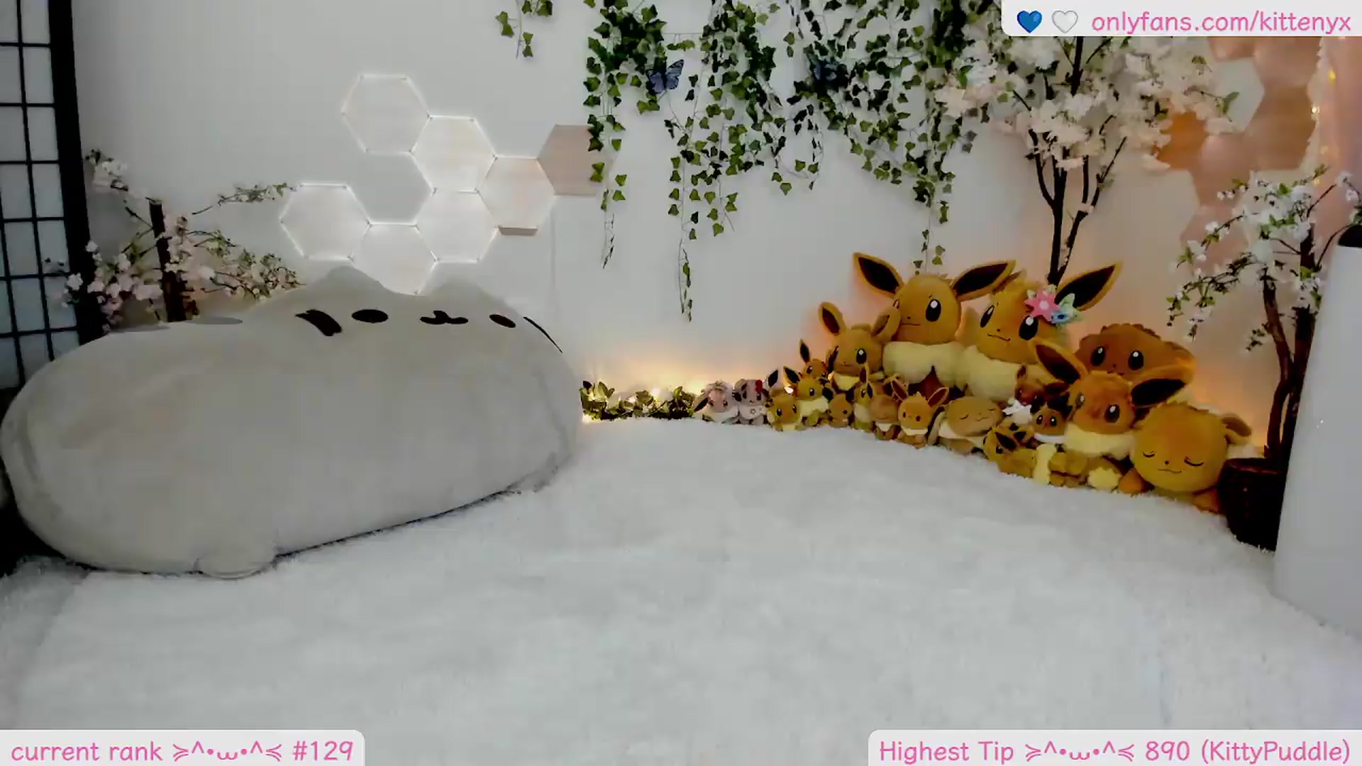 Gallery image thumbnail from Kittenyx's myfreecams stream on, 06/12/2026, 07:52 image 10 of 20