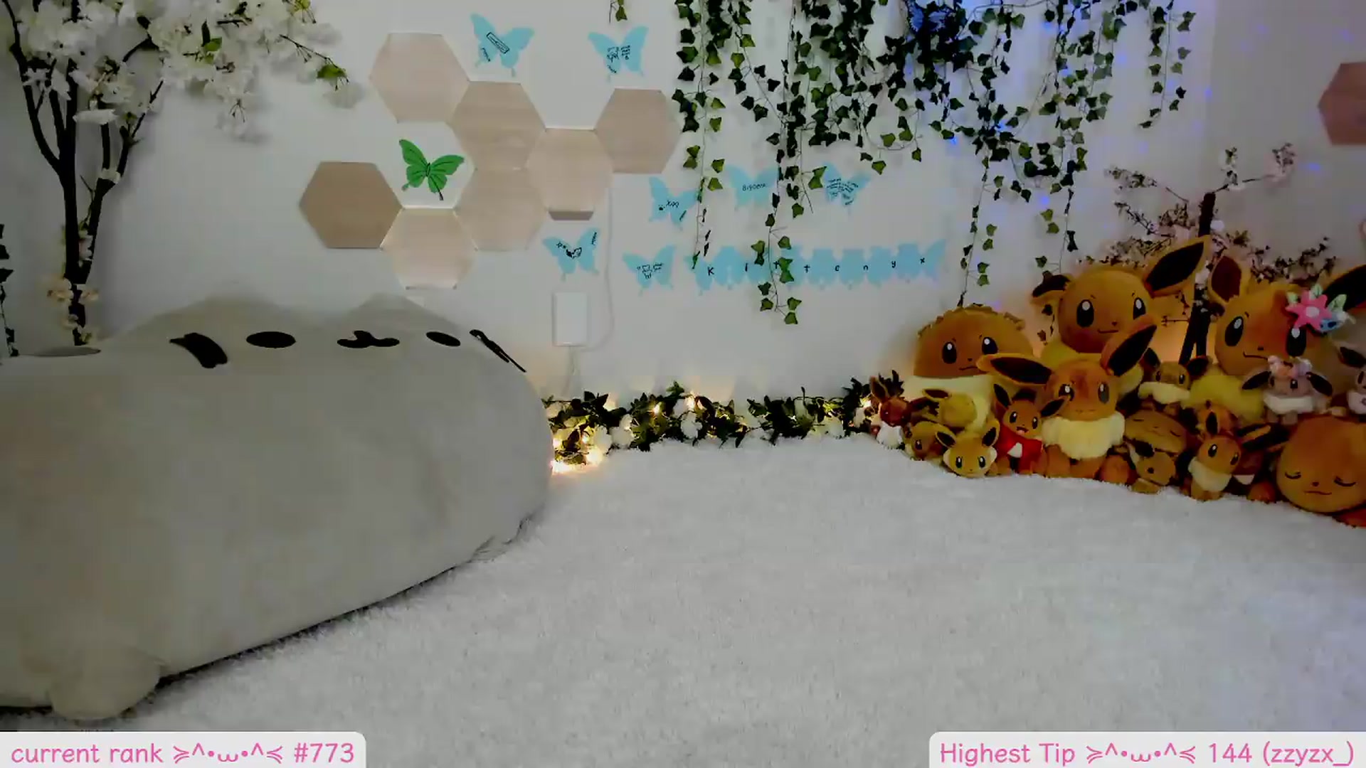 Gallery image thumbnail from Kittenyx's myfreecams stream on, 09/04/2026, 06:55 image 6 of 20
