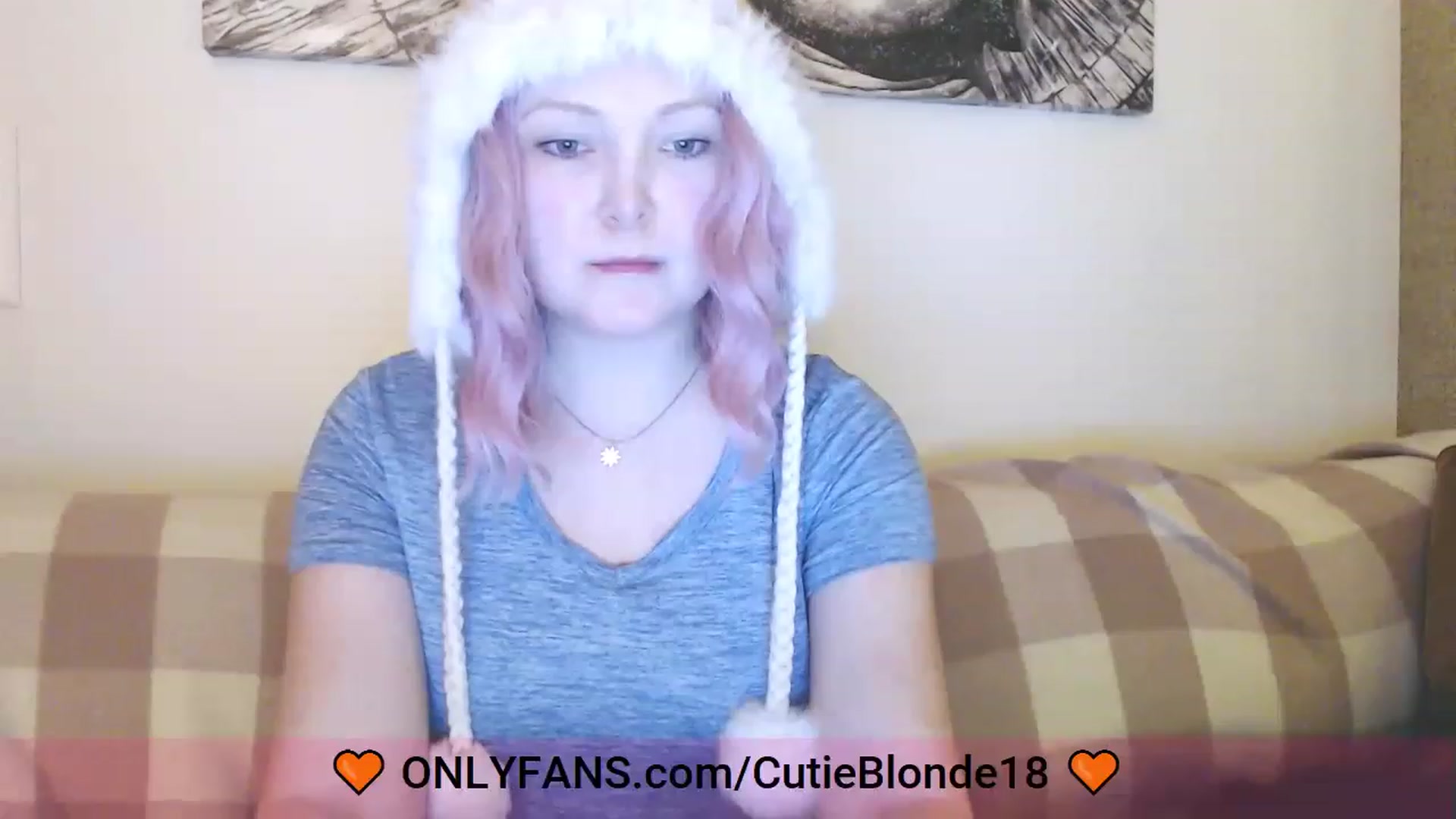 Gallery image thumbnail from Kittie's myfreecams stream on, 02/15/2023, 21:02 image 3 of 20