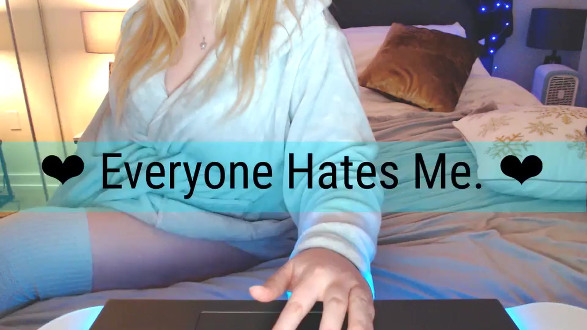 Gallery image thumbnail from Kittie's myfreecams stream on, 01/22/2025, 01:50 image 9 of 20