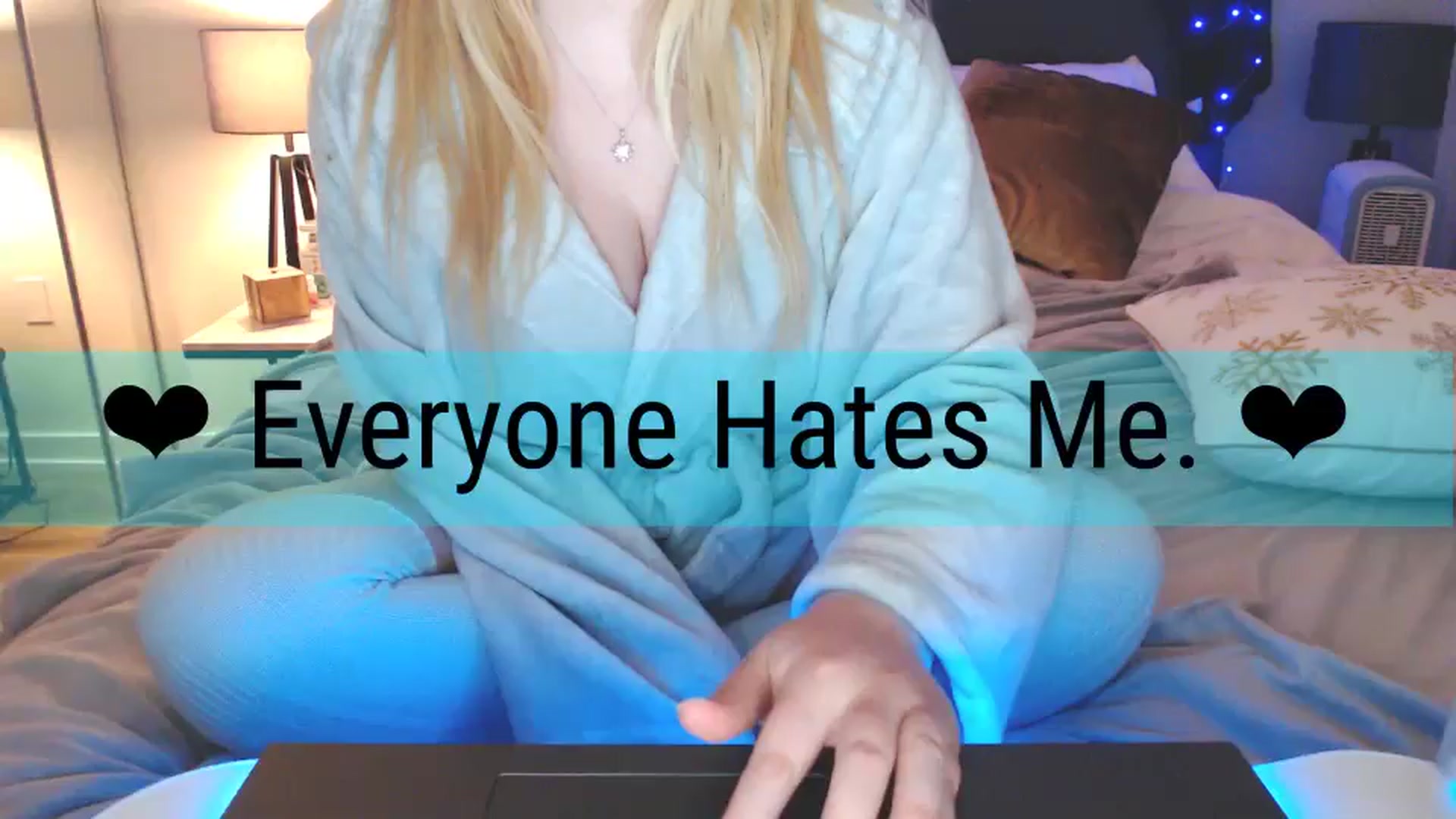 Gallery image thumbnail from Kittie's myfreecams stream on, 01/22/2025, 01:50 image 6 of 20