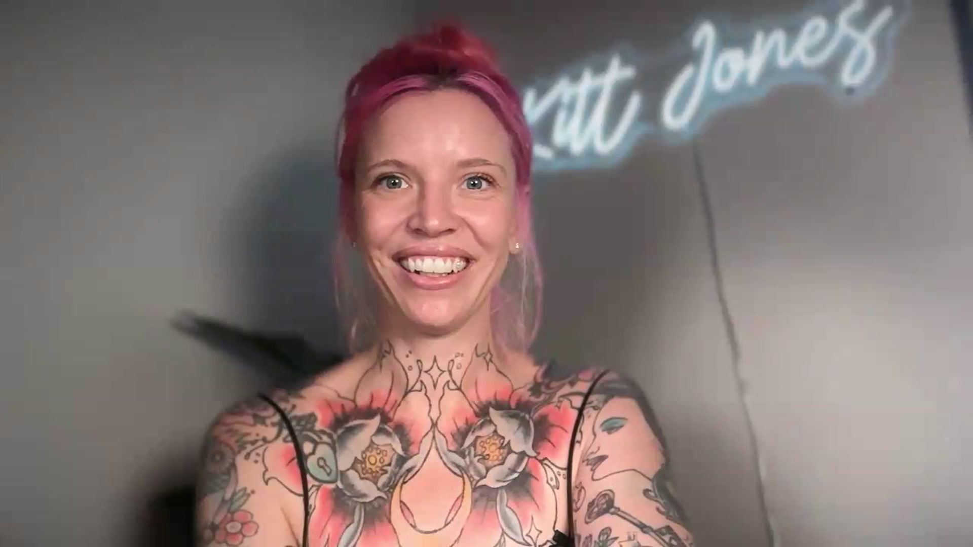 Gallery image thumbnail from Kittjones33's myfreecams stream on, 08/12/2026, 13:26 image 17 of 20