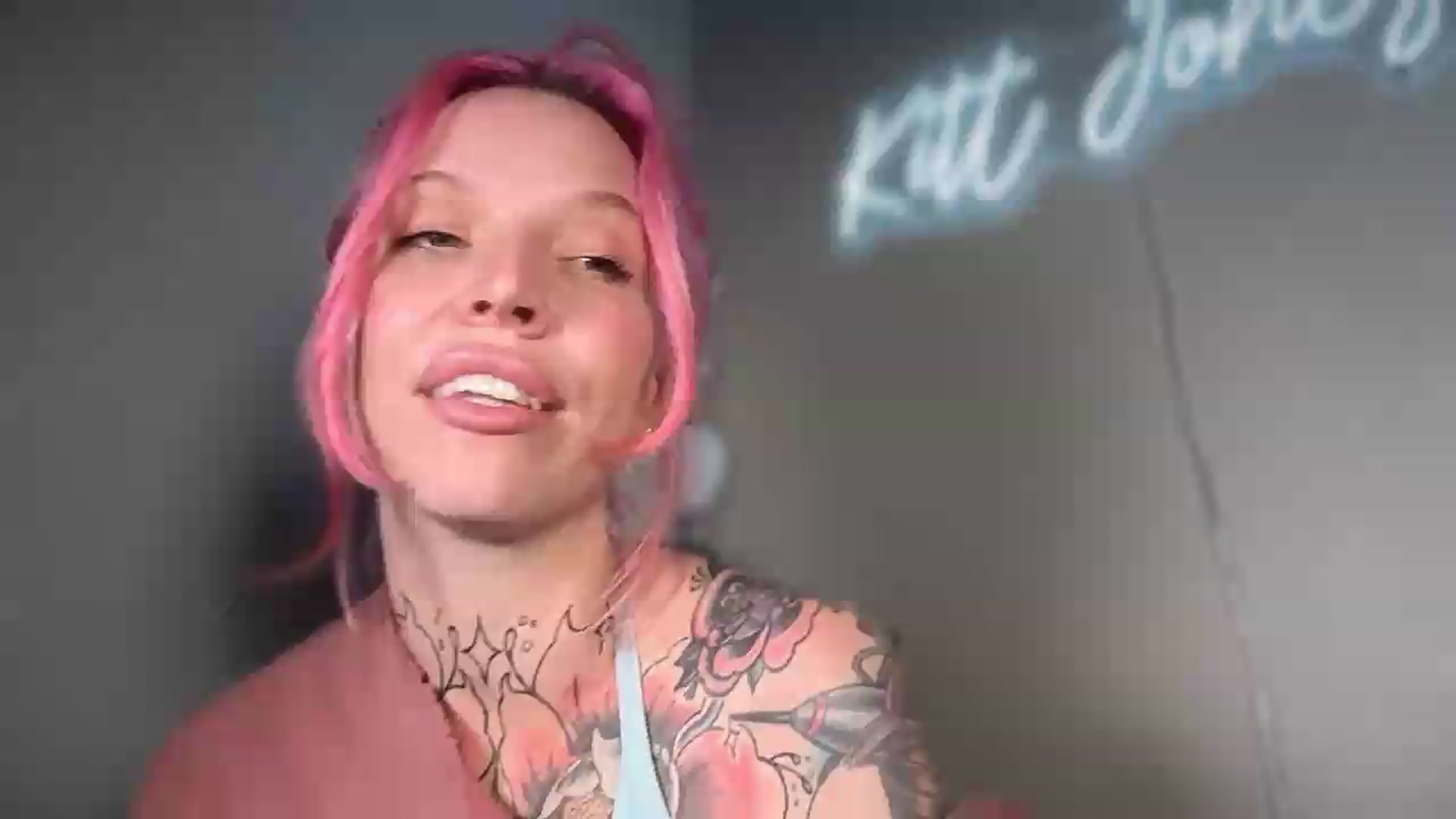 Gallery image thumbnail from Kittjones33's myfreecams stream on, 08/12/2026, 21:04 image 1 of 20