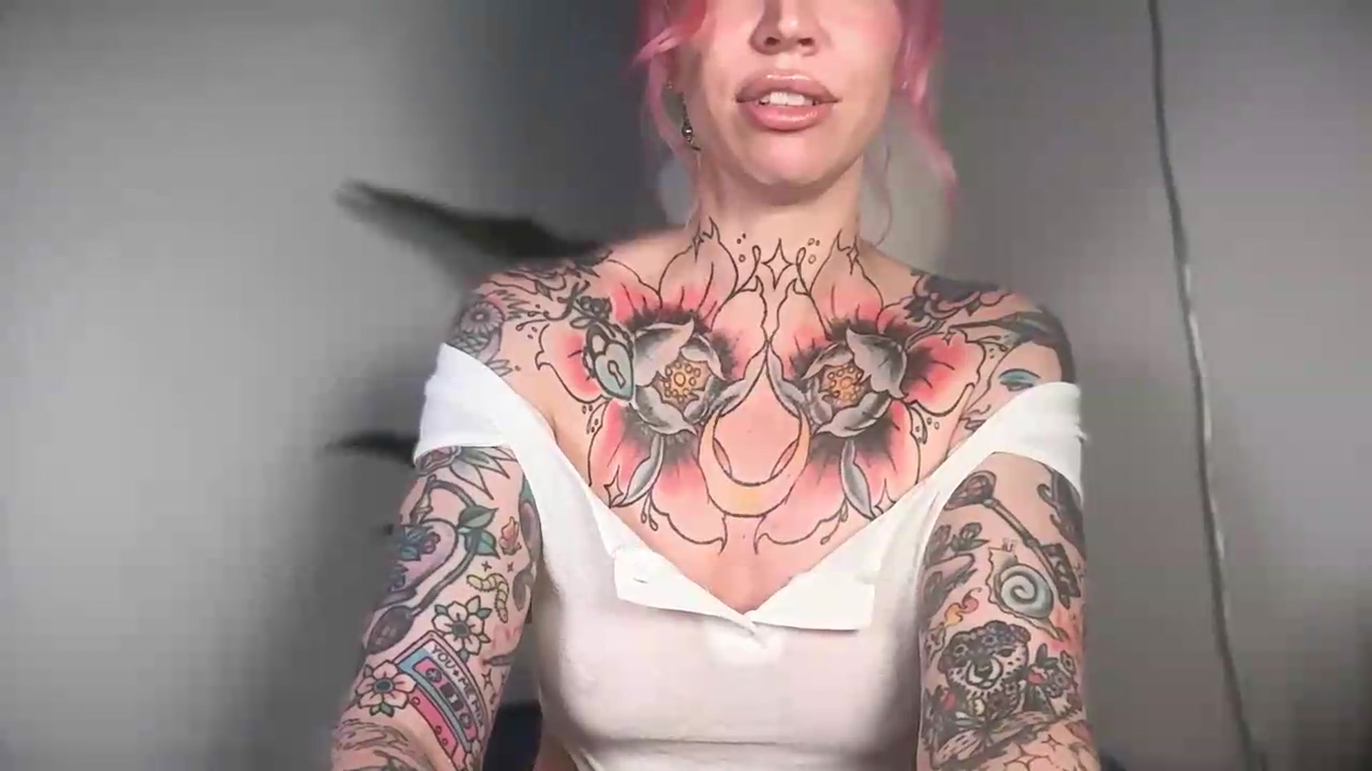 Gallery image thumbnail from Kittjones33's myfreecams stream on, 08/13/2026, 13:05 image 6 of 20