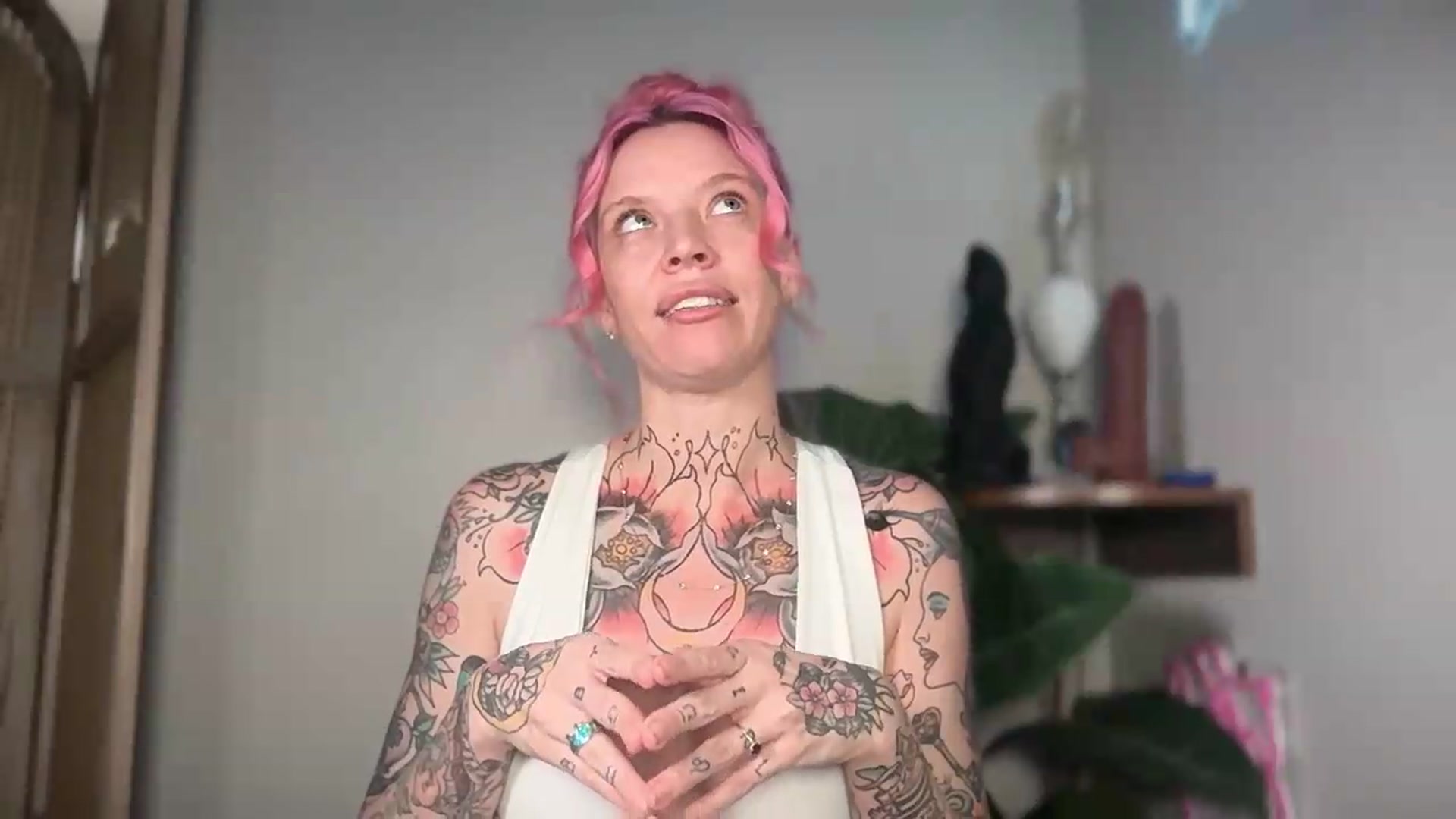 Gallery image thumbnail from Kittjones33's myfreecams stream on, 08/14/2026, 16:08 image 2 of 20