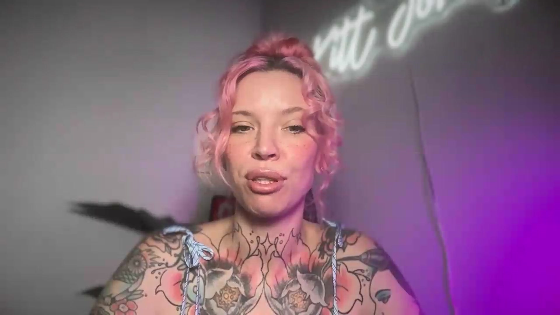 Gallery image thumbnail from Kittjones33's myfreecams stream on, 08/18/2026, 15:26 image 4 of 20