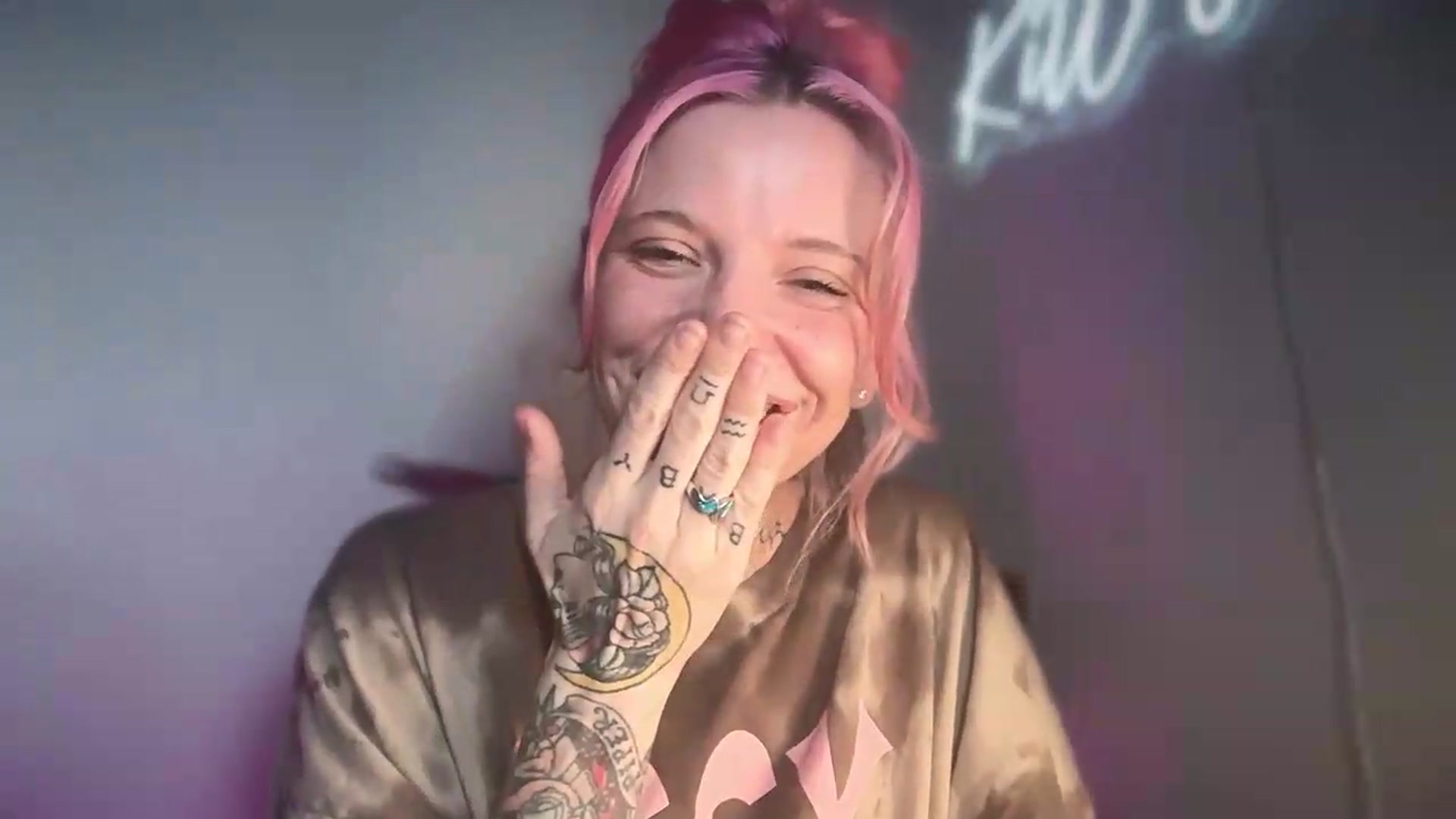Gallery image thumbnail from Kittjones33's myfreecams stream on, 08/20/2026, 07:19 image 13 of 20