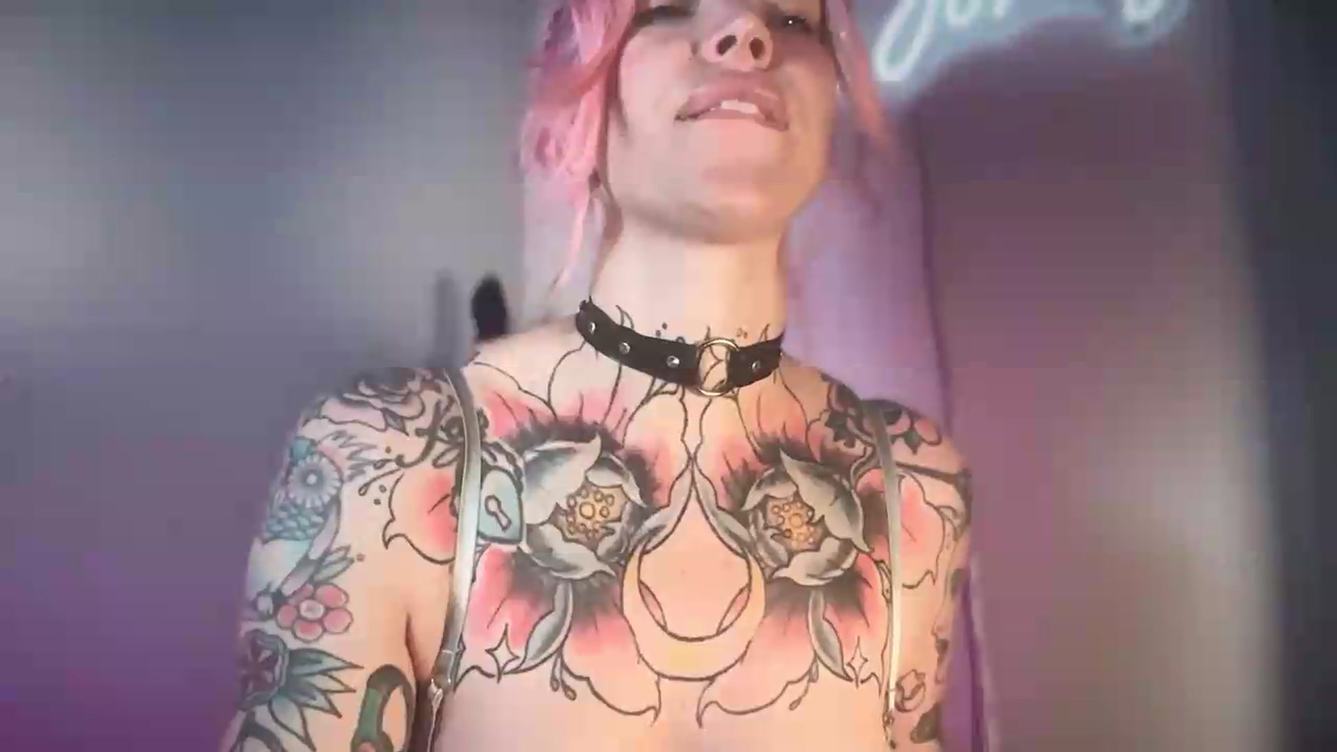 Gallery image thumbnail from Kittjones33's myfreecams stream on, 08/22/2026, 13:14 image 12 of 20