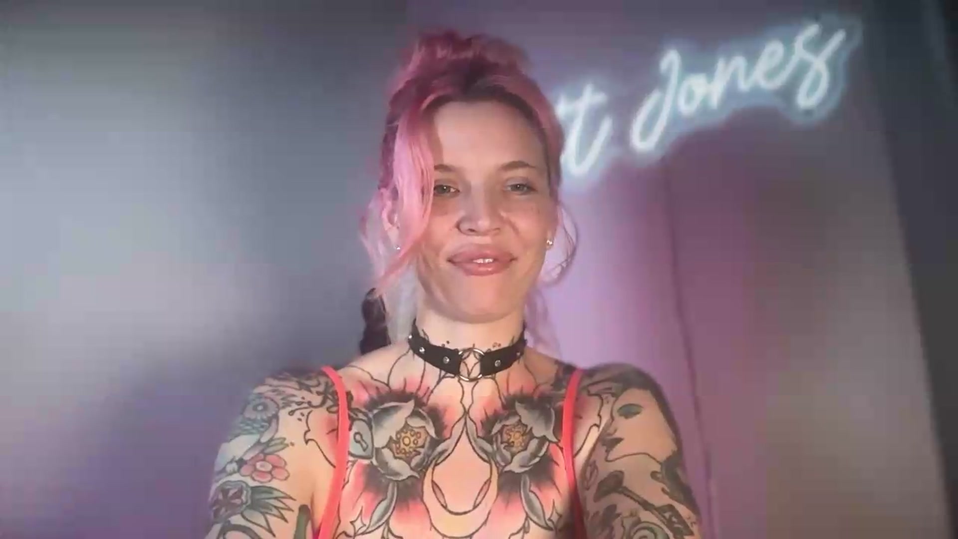 Gallery image thumbnail from Kittjones33's myfreecams stream on, 08/22/2026, 14:16 image 20 of 20