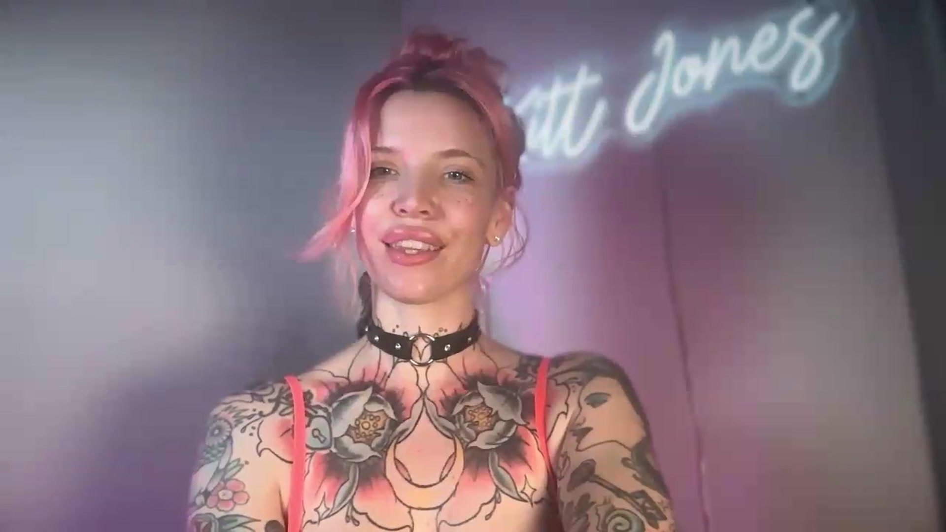 Gallery image thumbnail from Kittjones33's myfreecams stream on, 08/22/2026, 14:16 image 14 of 20